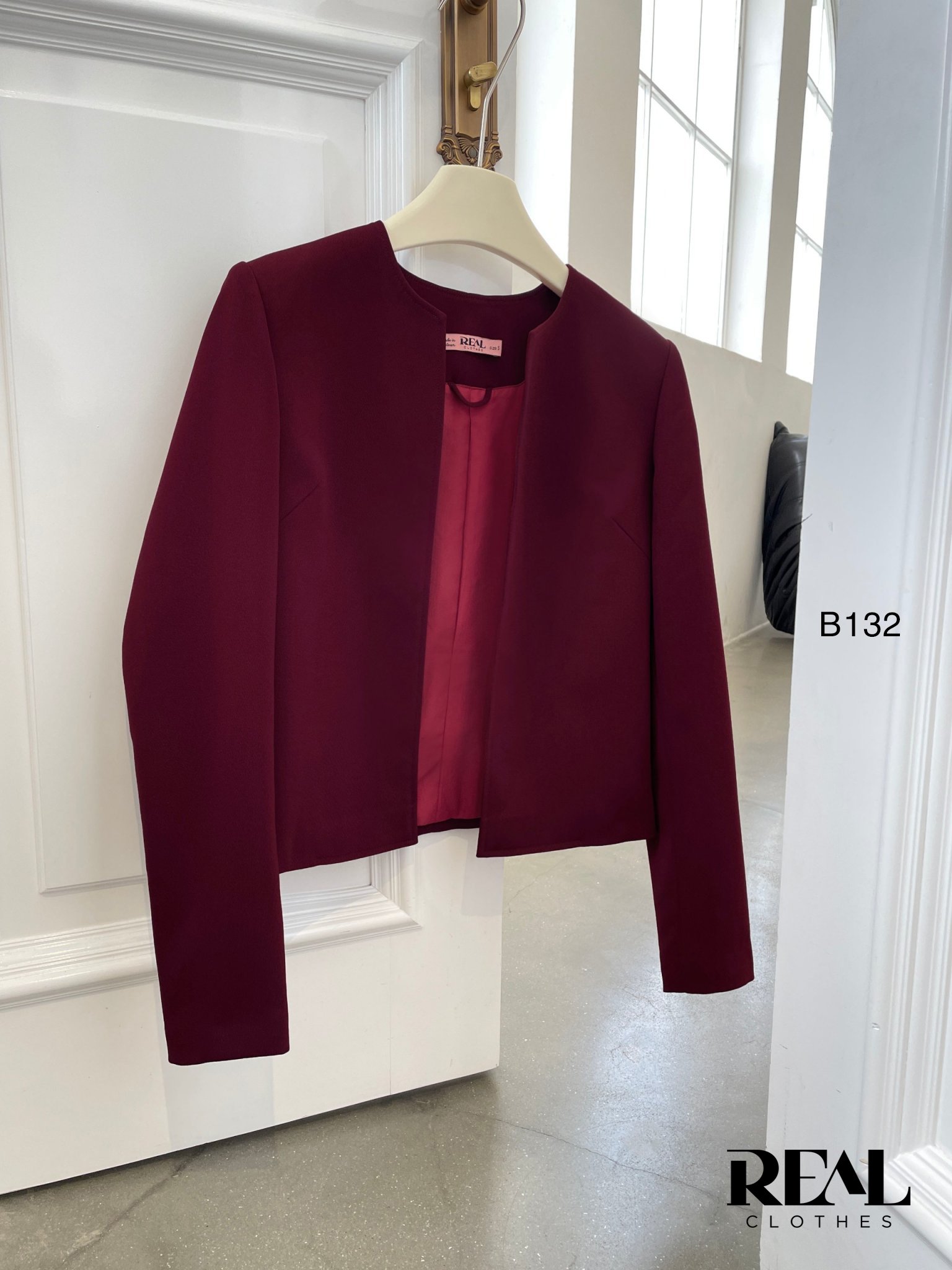 Blazer cổ tròn cindy đỏ