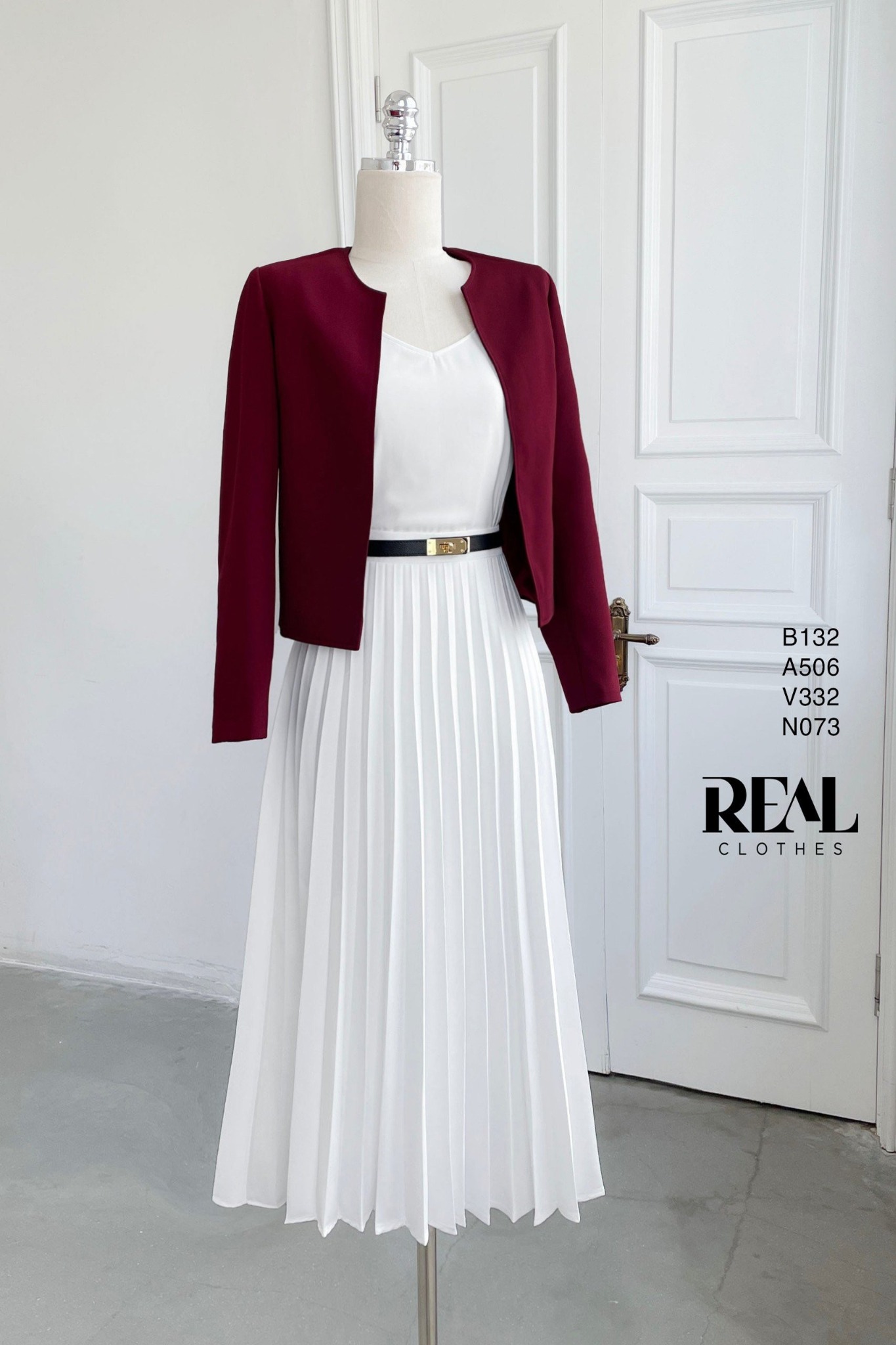 Blazer cổ tròn cindy đỏ