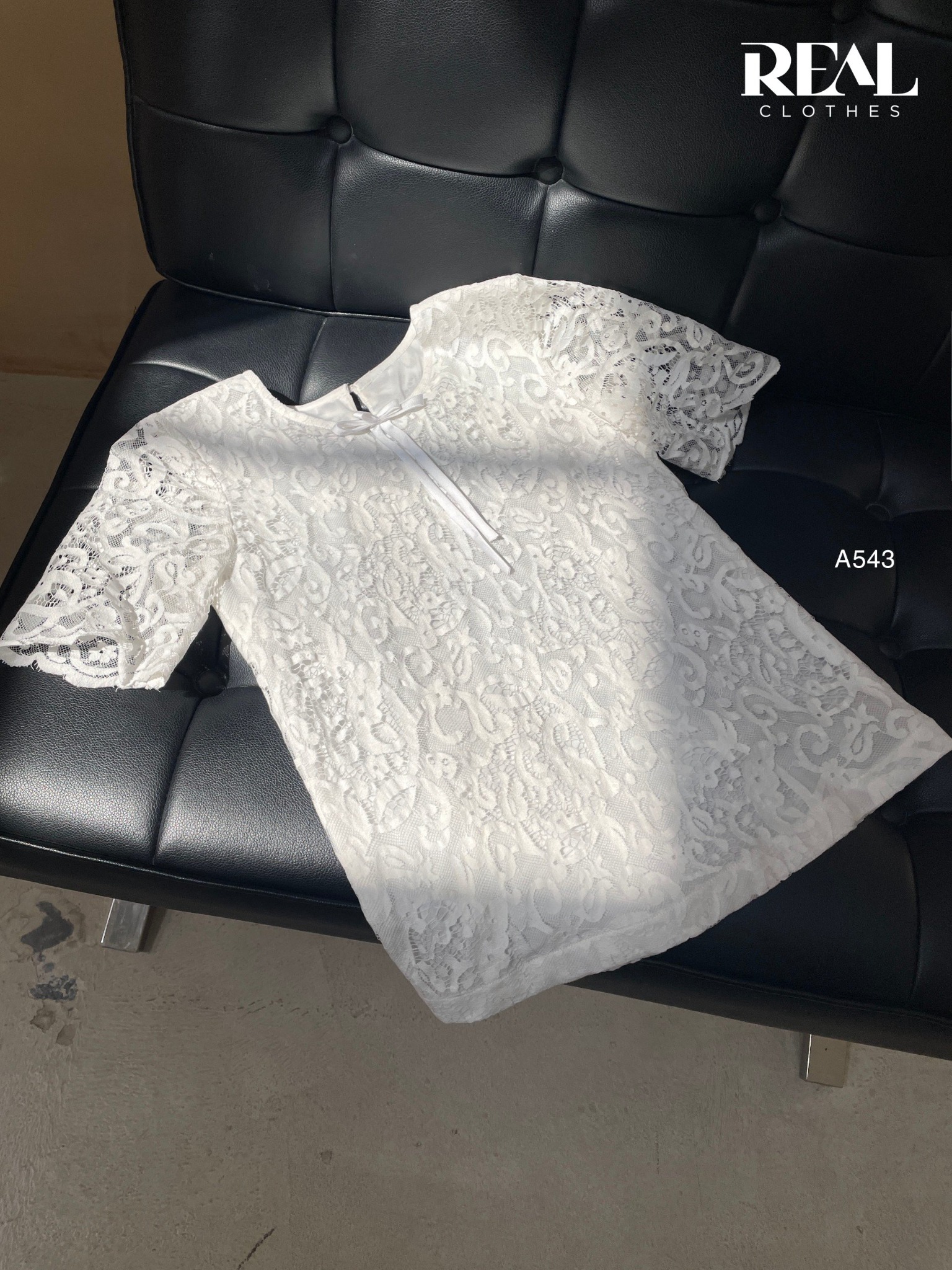 Áo ren nơ trắng FINAL SALE - size XS