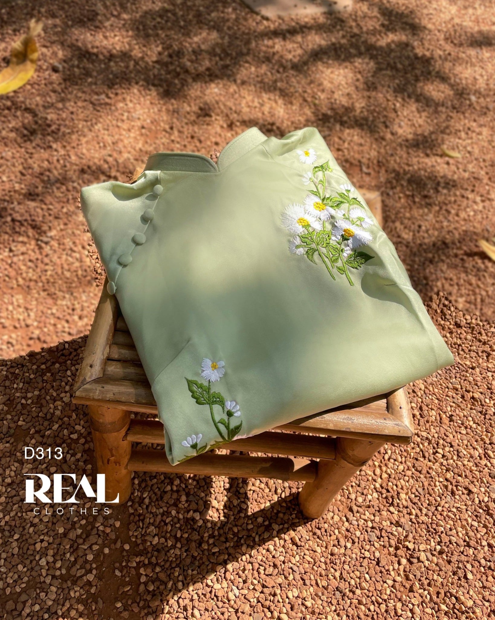 Áo dài cách tân Vivi xanh lá hoa