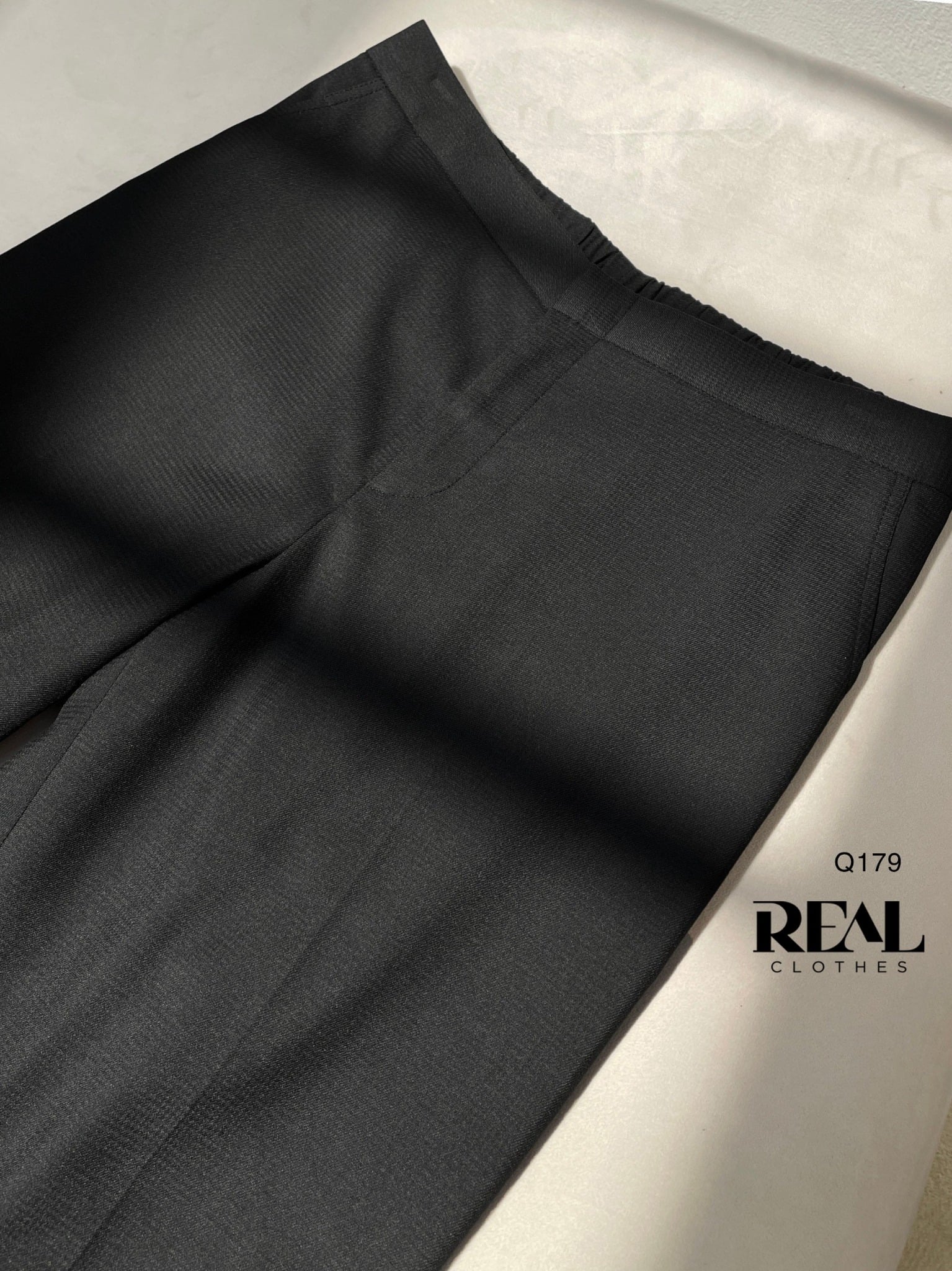 Quần lưng thun đen MỚI SALE - size XS