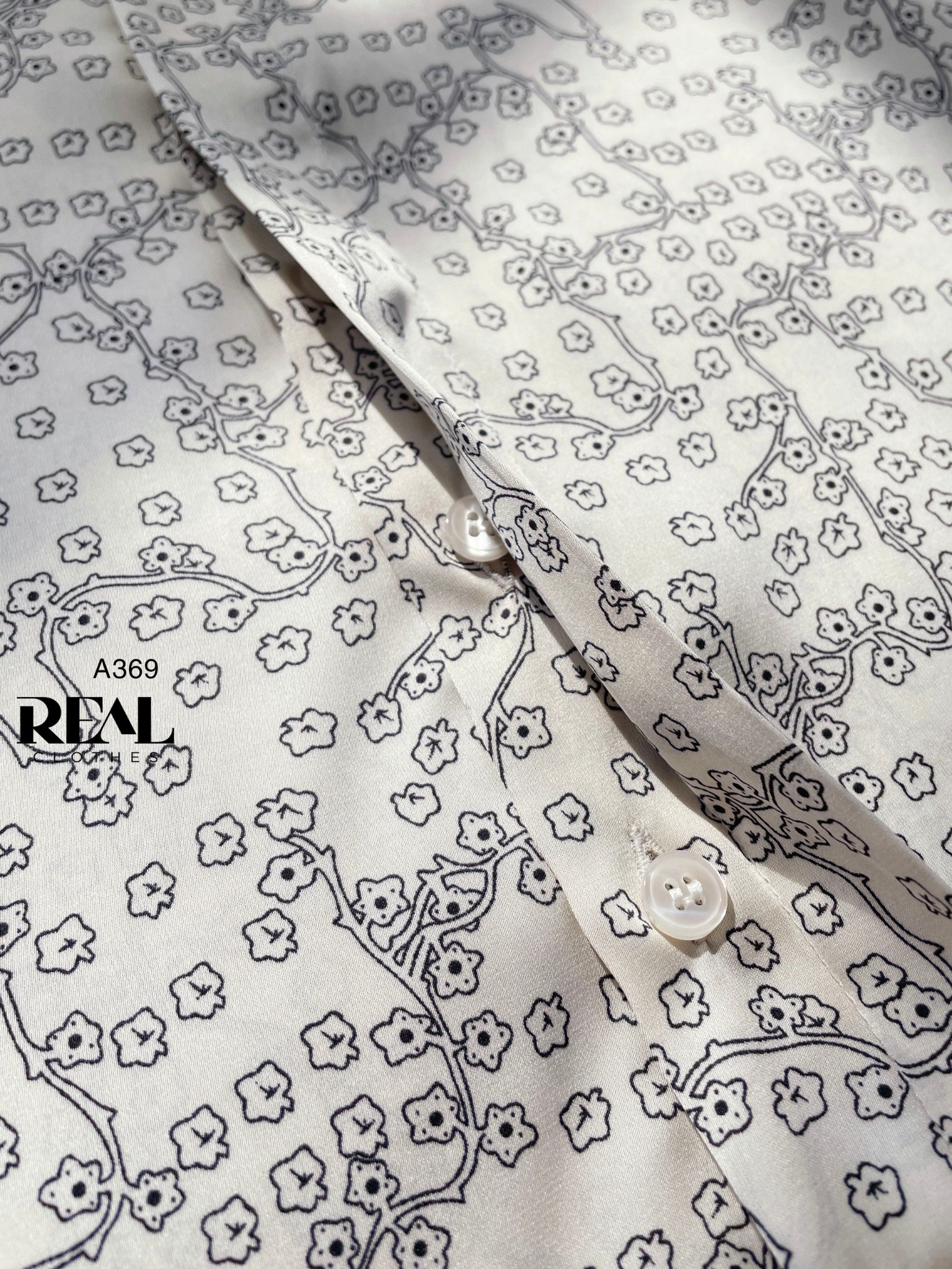 Sơ mi satin hoa kem