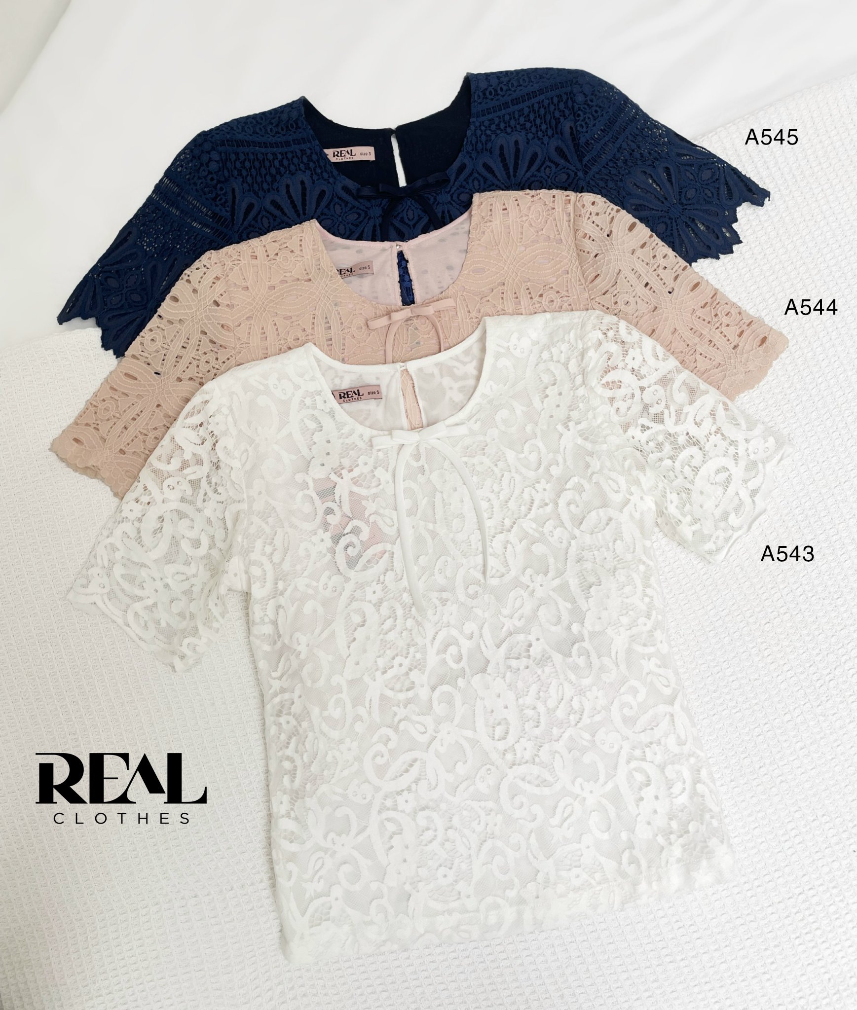 Áo ren nơ trắng FINAL SALE - size XS