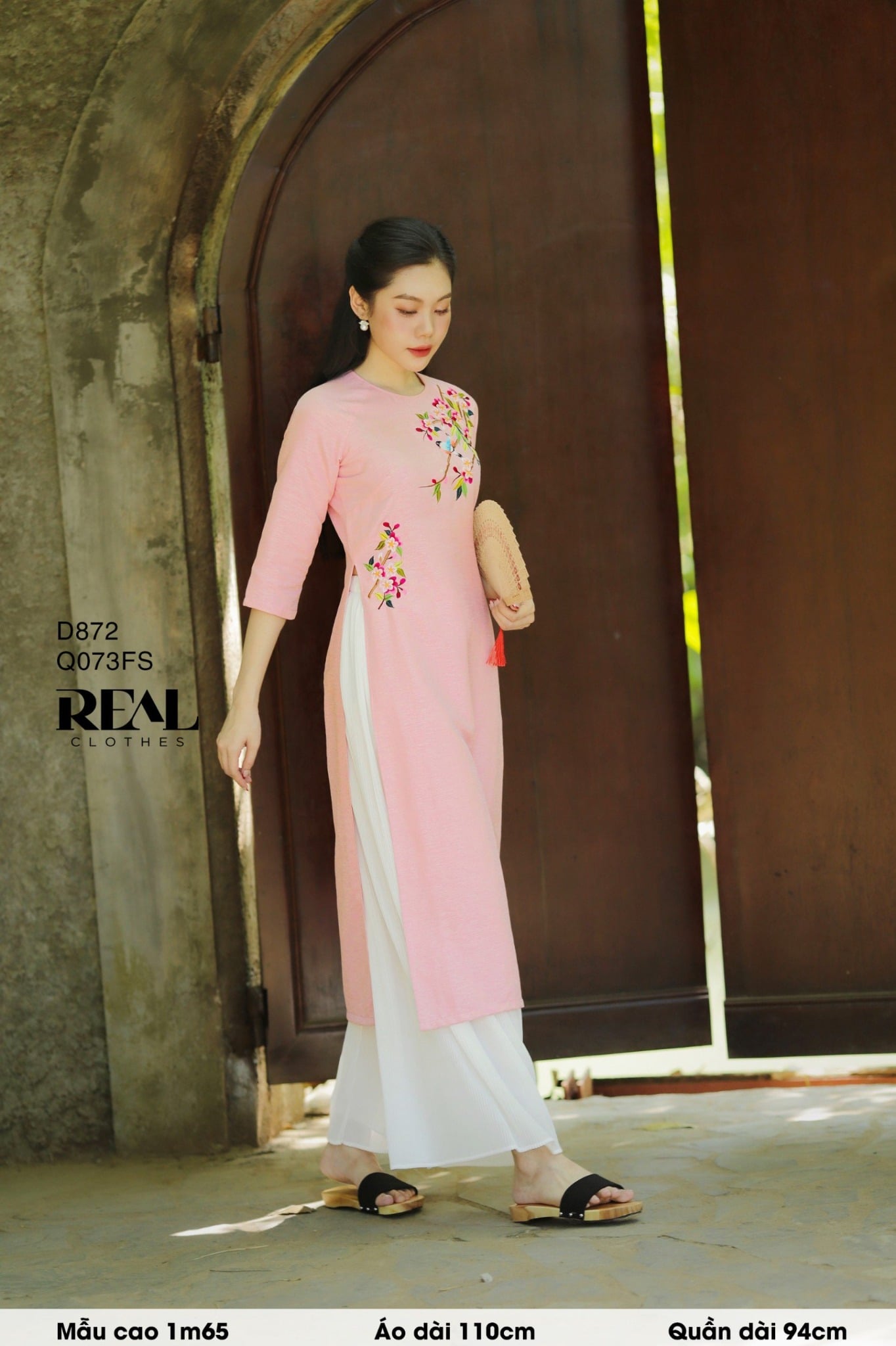 Áo dài cách tân Rose thêu - size XS