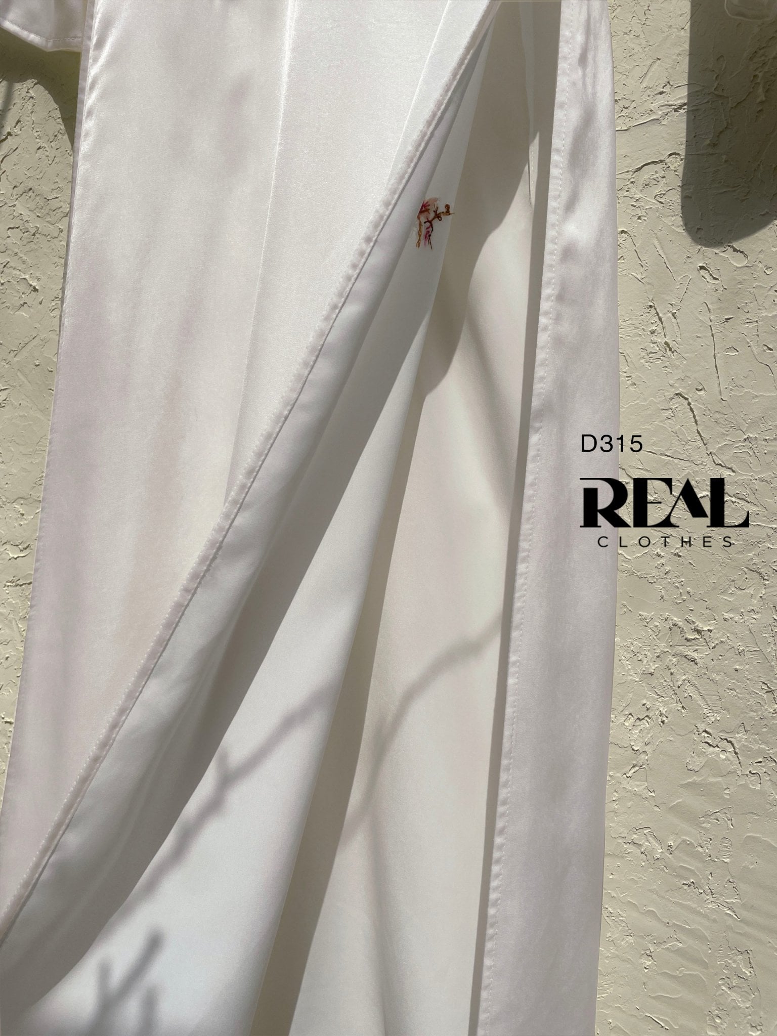 Áo dài cách tân Vivi trắng hoa mận