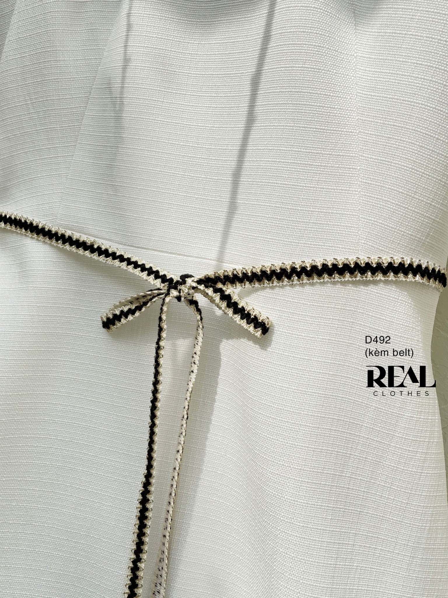Đầm classic trắng MỚI (Kèm belt)