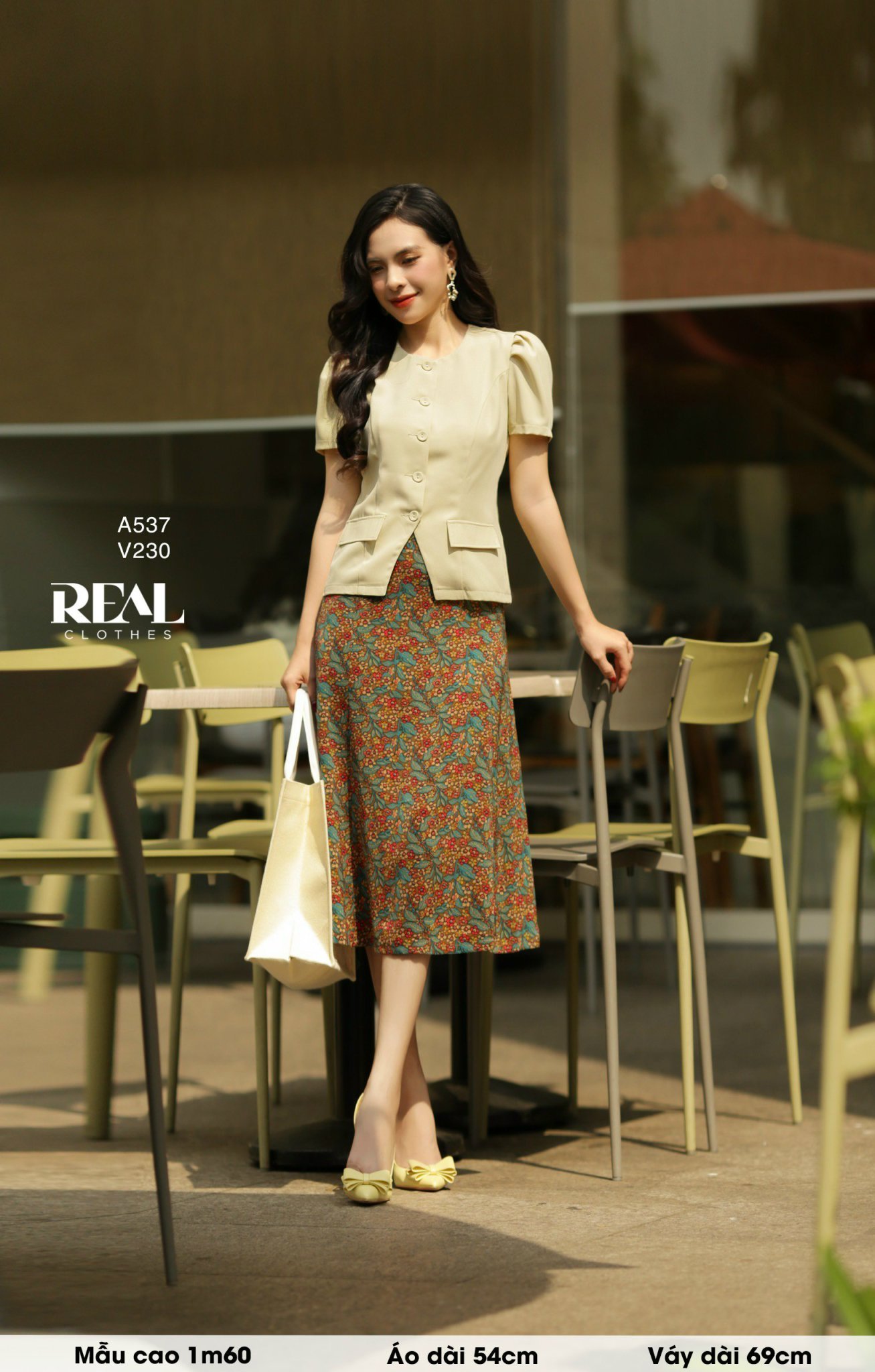 Áo Lotus vàng mỡ gà SALE - size XS