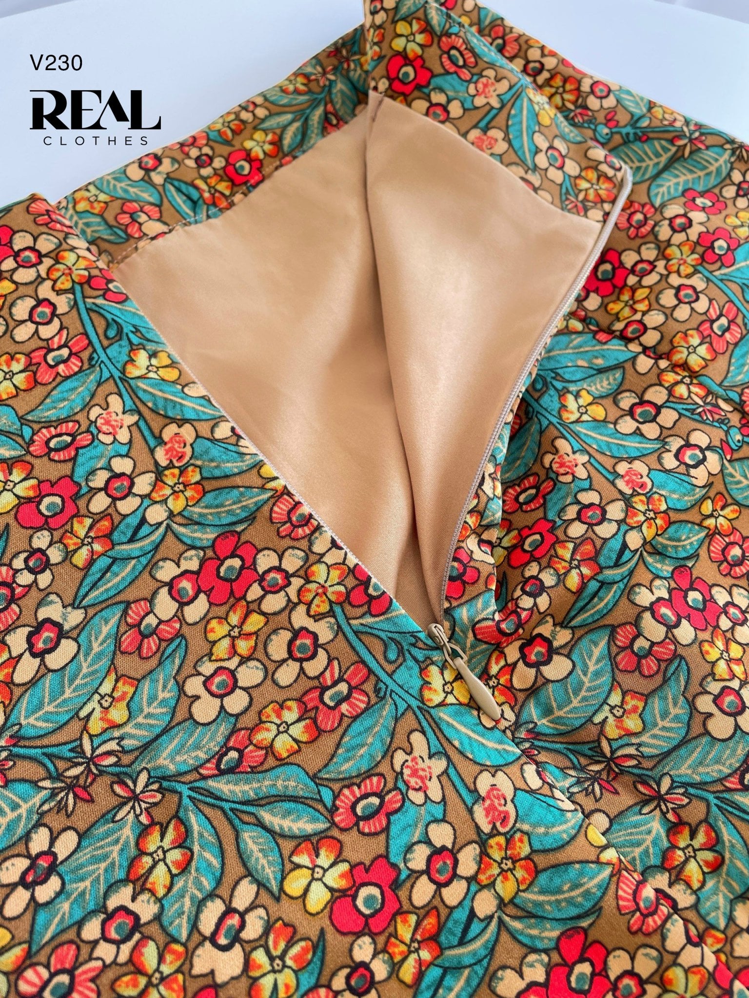 Váy 8 mảnh midi hoa đỏ SALE