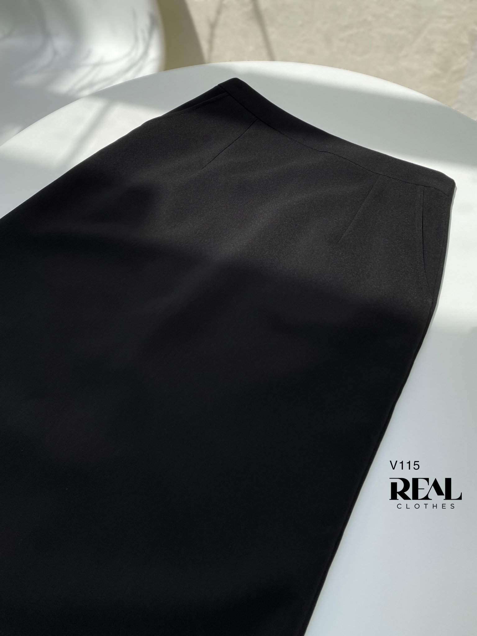 Váy Japan đen MỚI