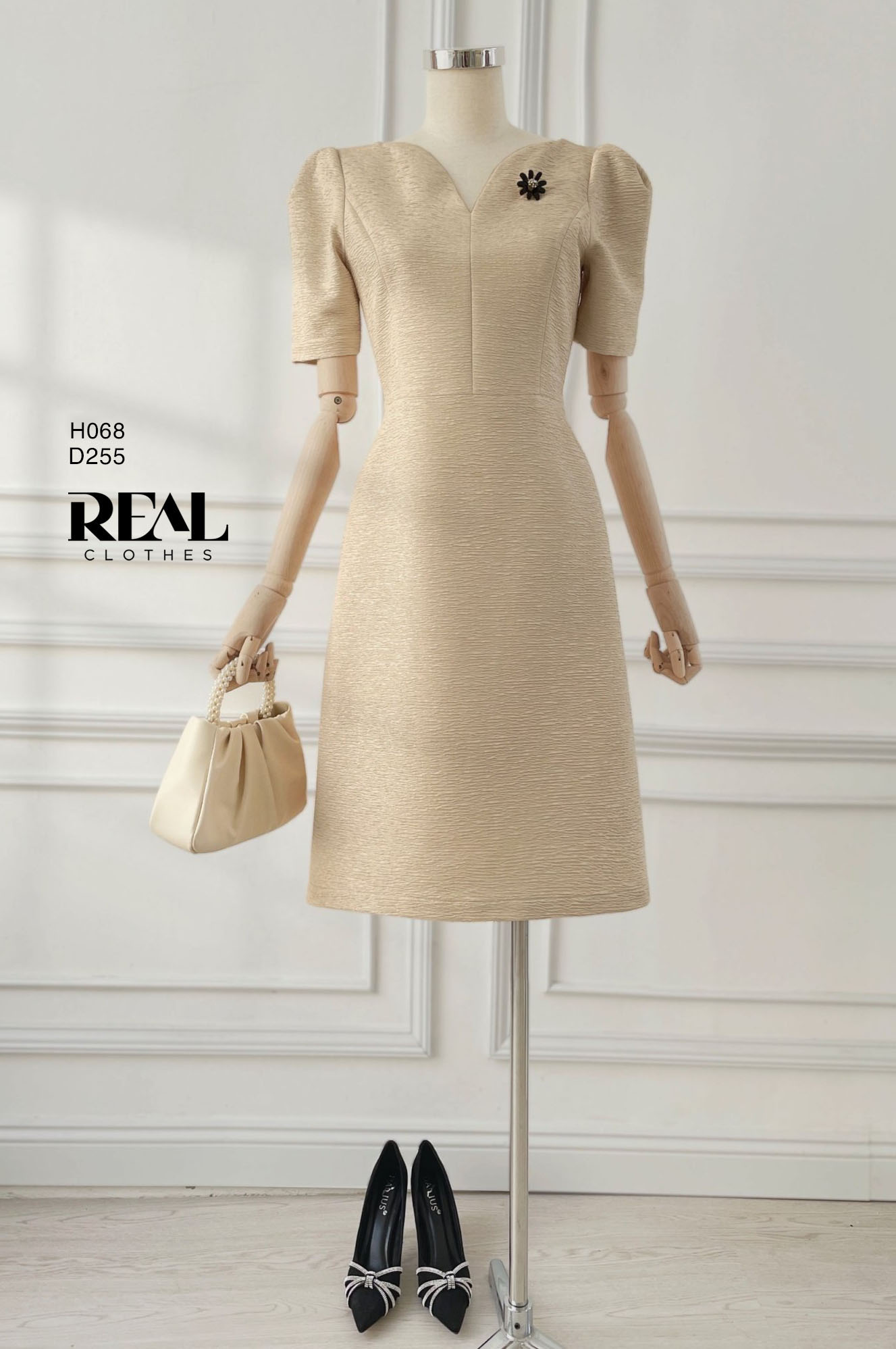 Đầm Vivian kem SALE - size XS