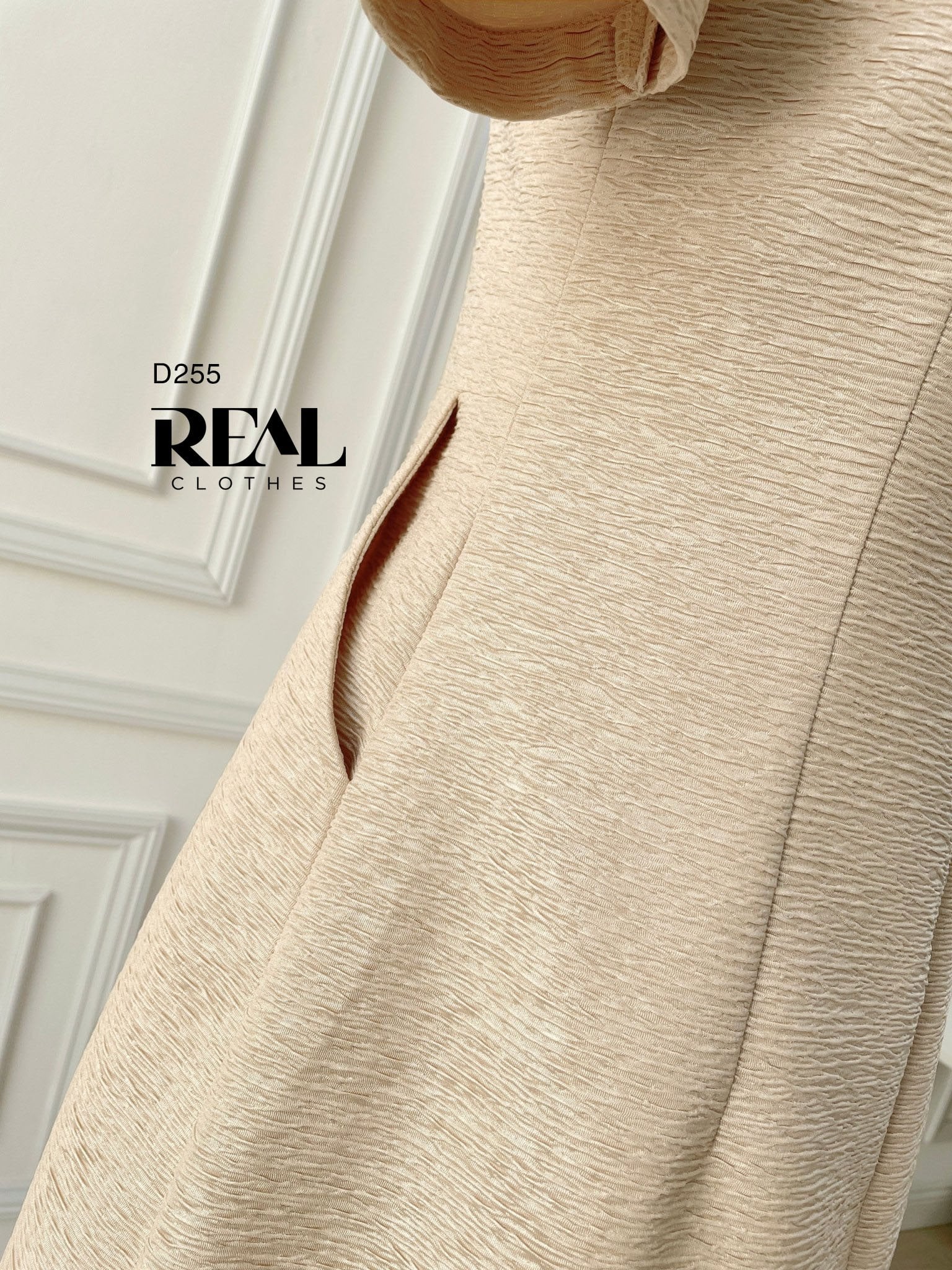 Đầm Vivian kem SALE - size XS