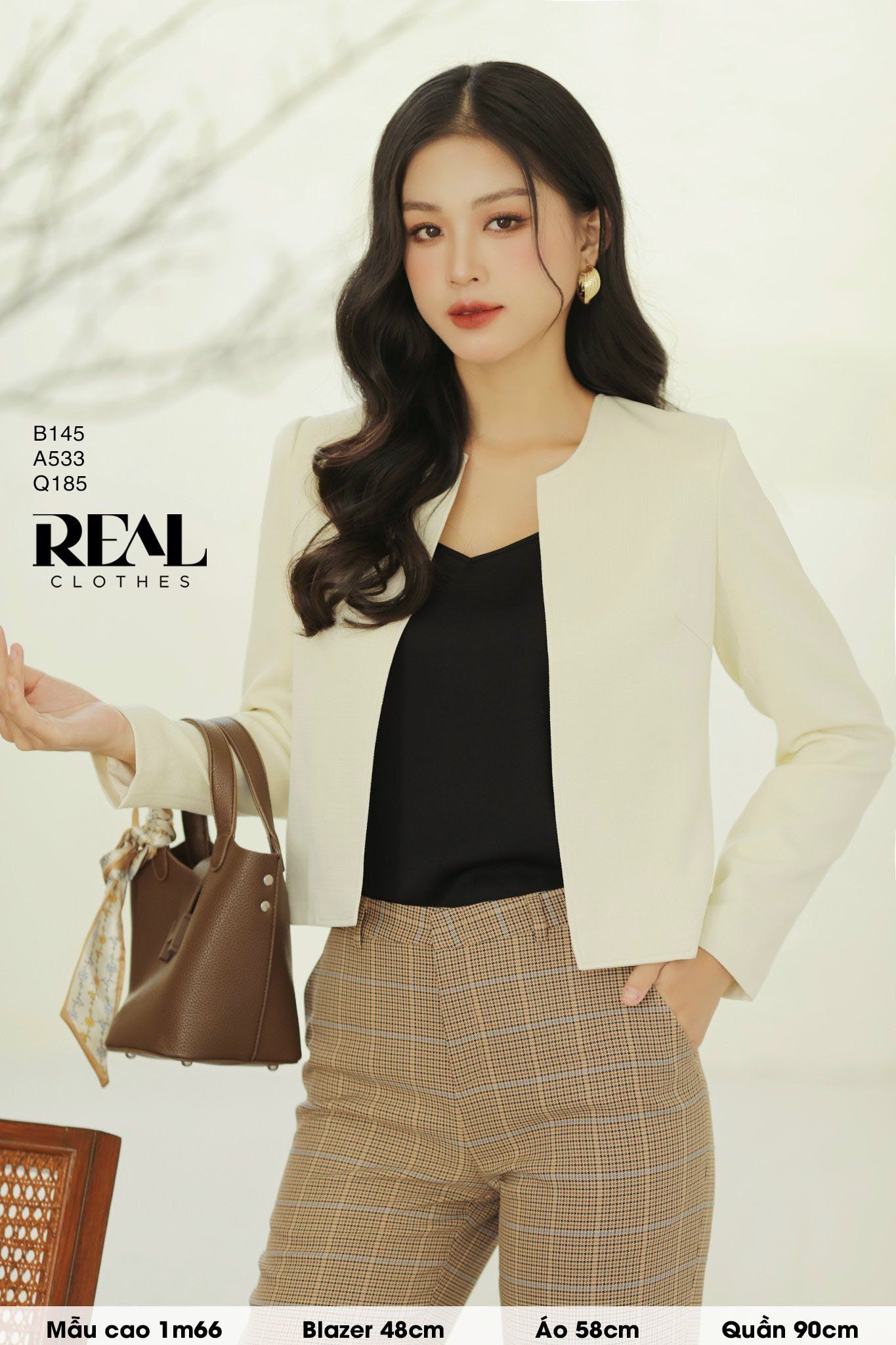  Blazer cổ tròn kem 