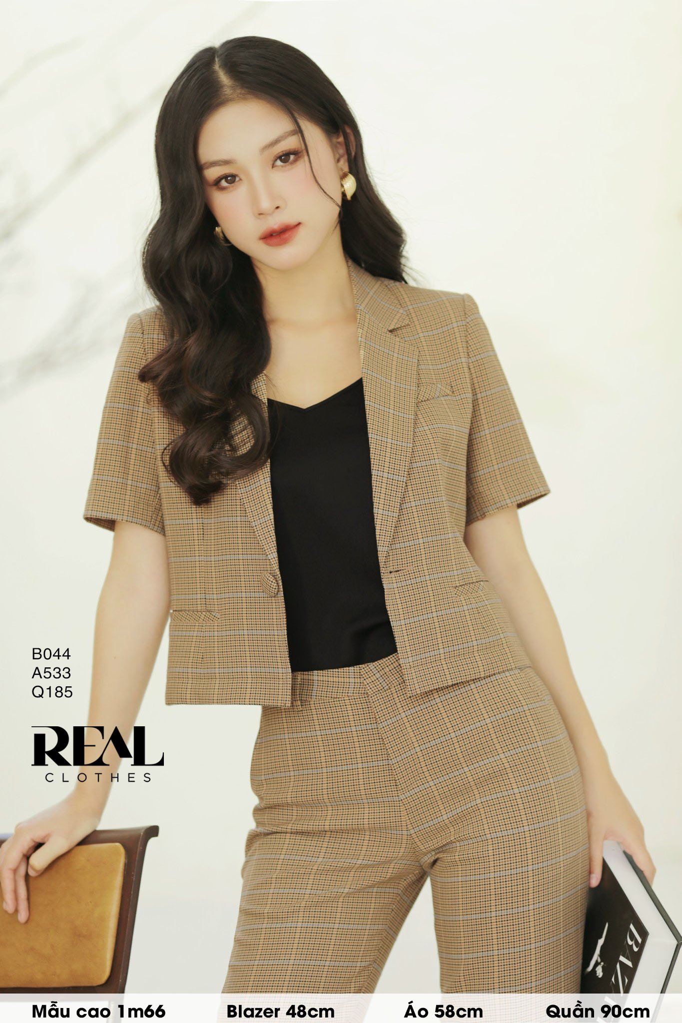 Blazer tay ngắn caro nâu SALE