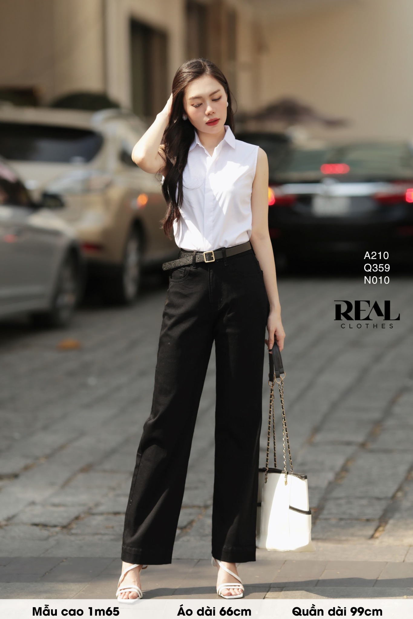 Sơ mi trắng không tay