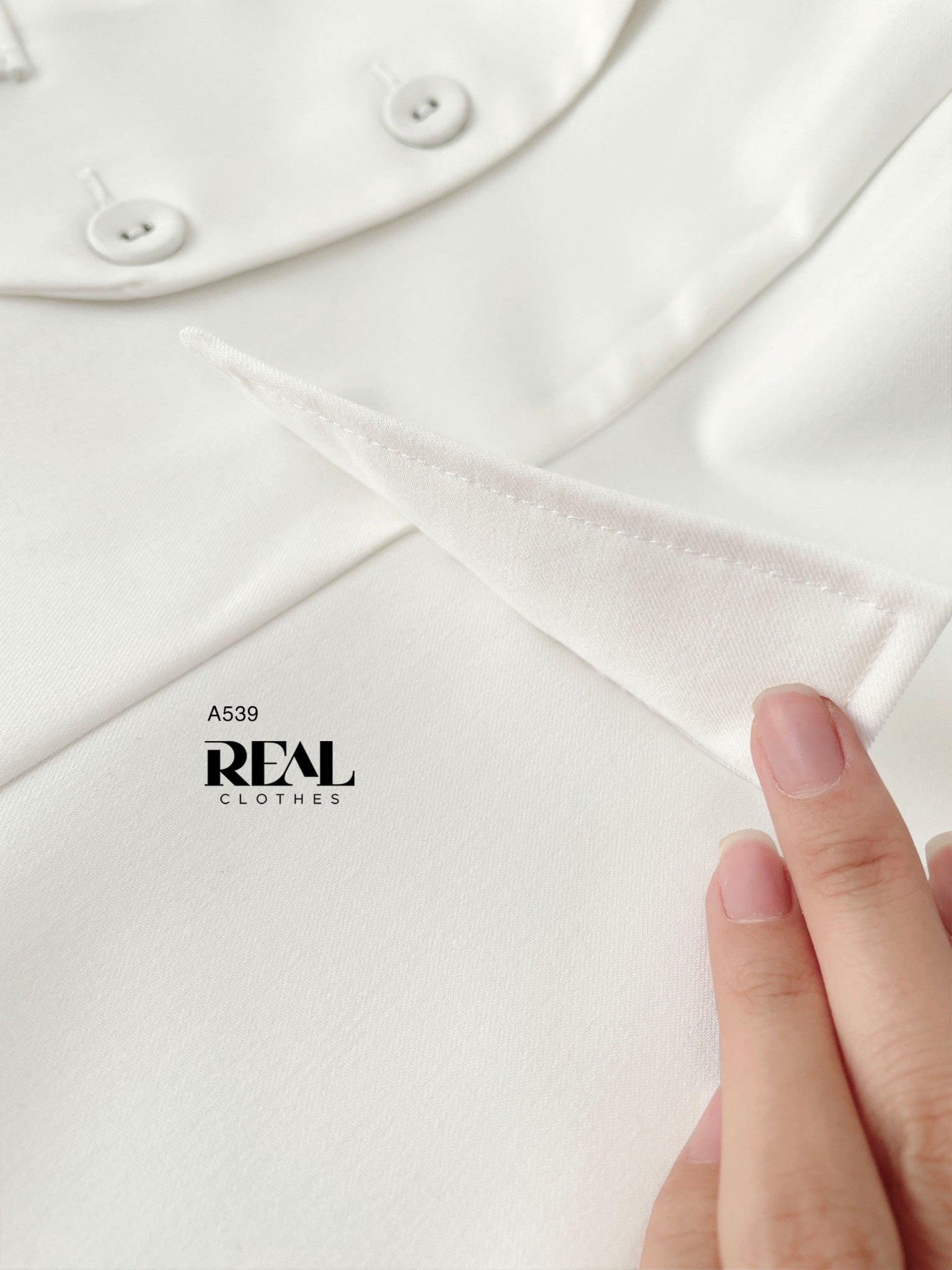 Áo Lotus trắng SALE