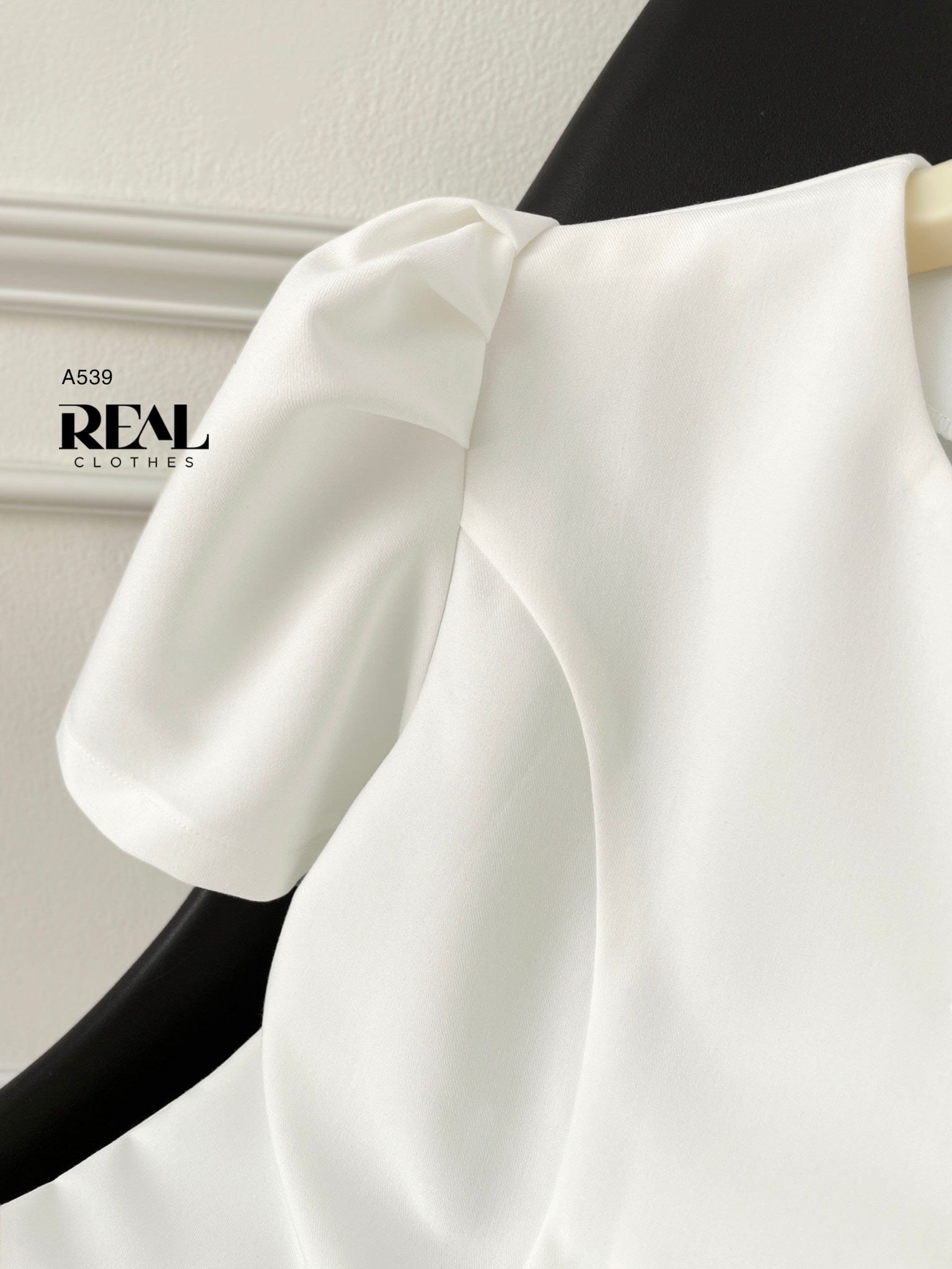 Áo Lotus trắng SALE