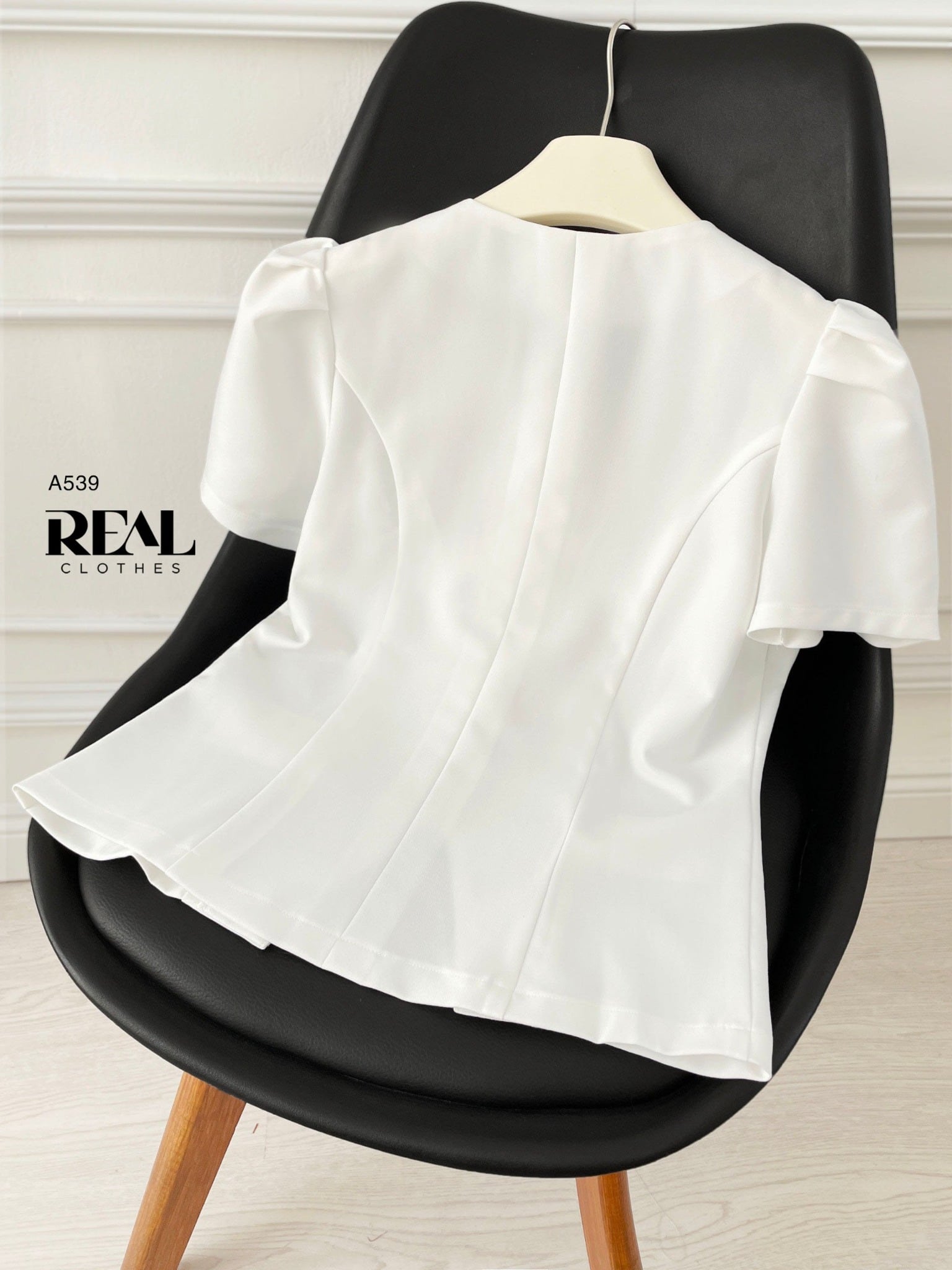 Áo Lotus trắng SALE