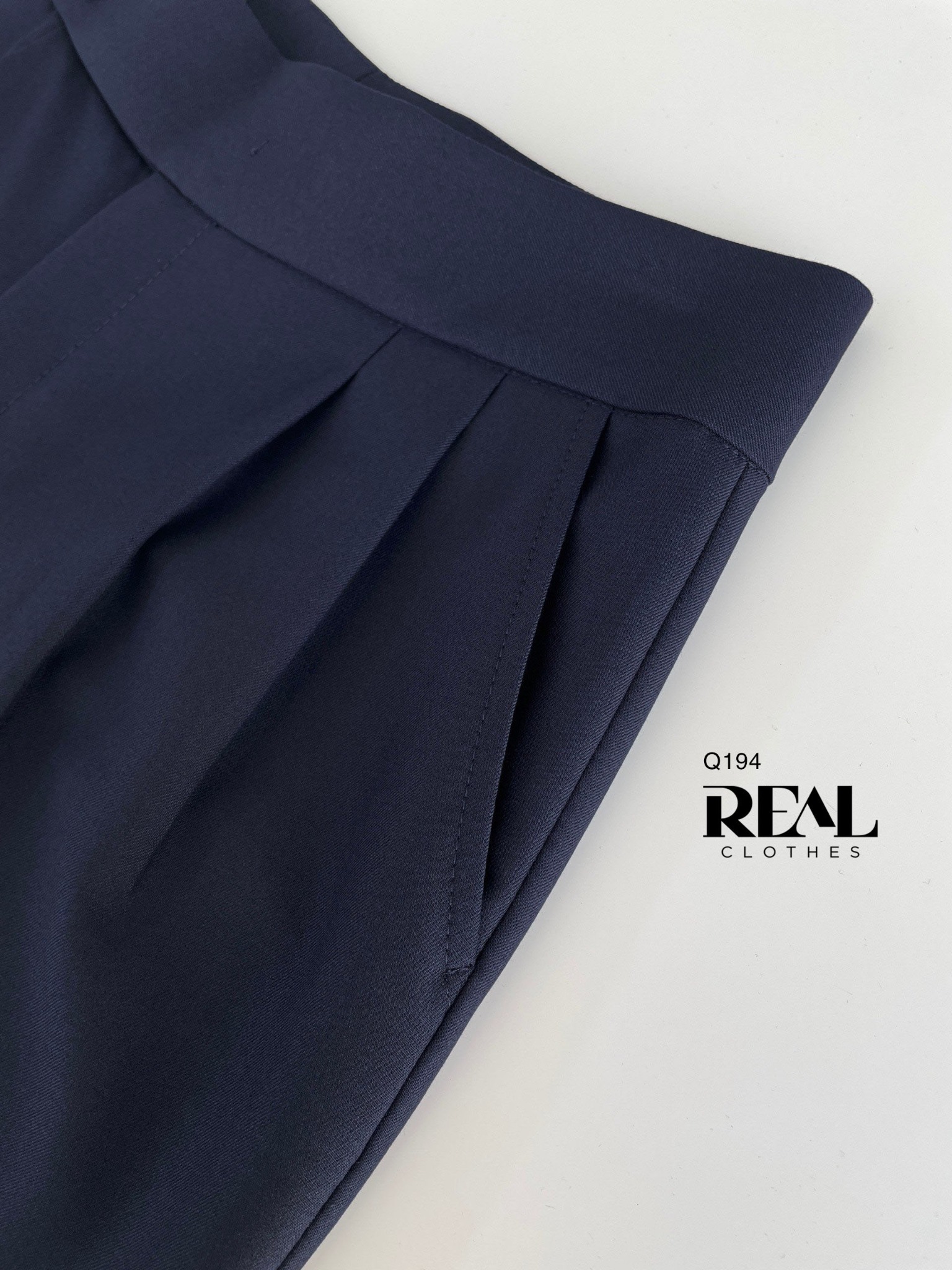 Quần Sakura xanh đen