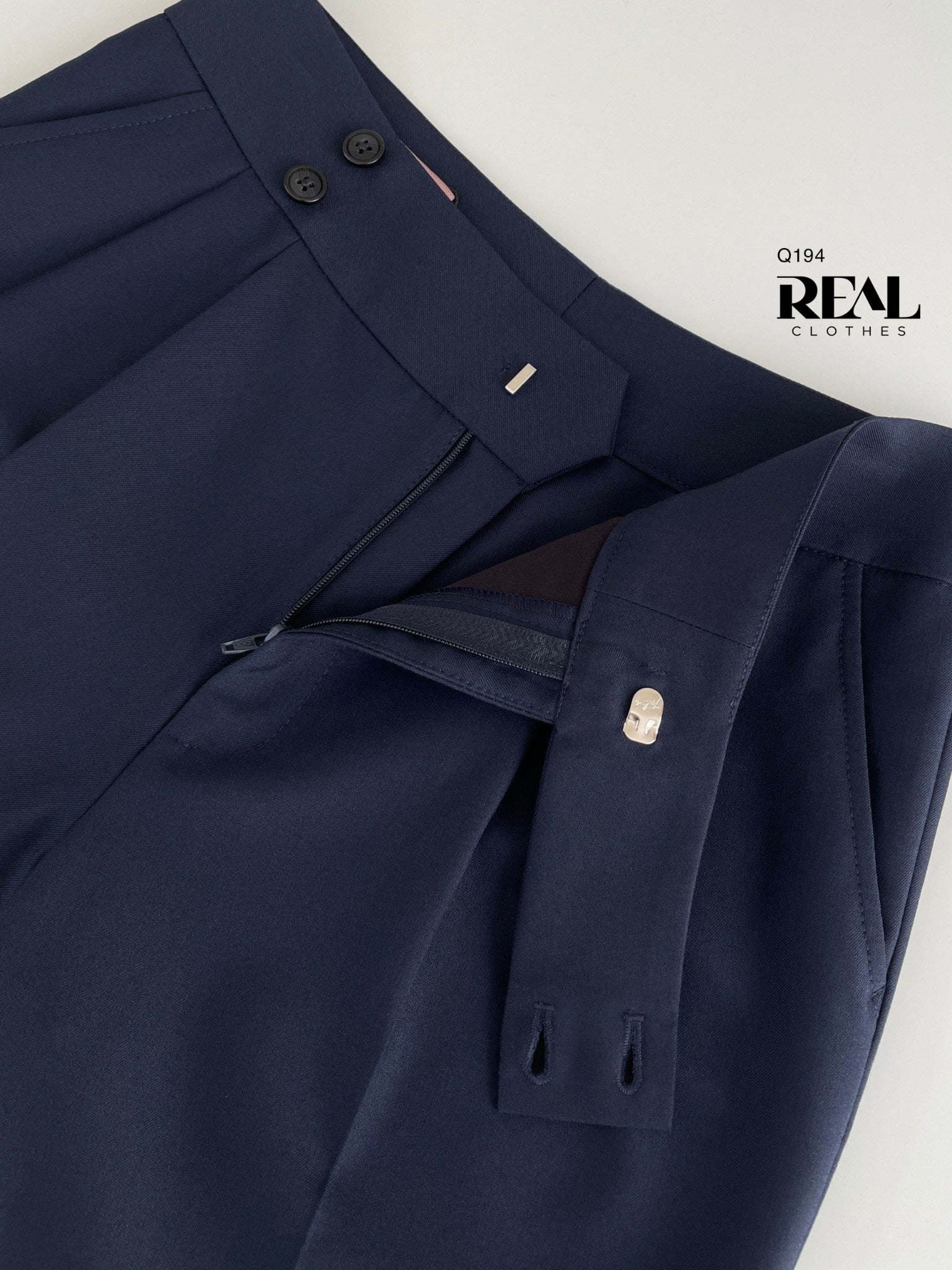 Quần Sakura xanh đen