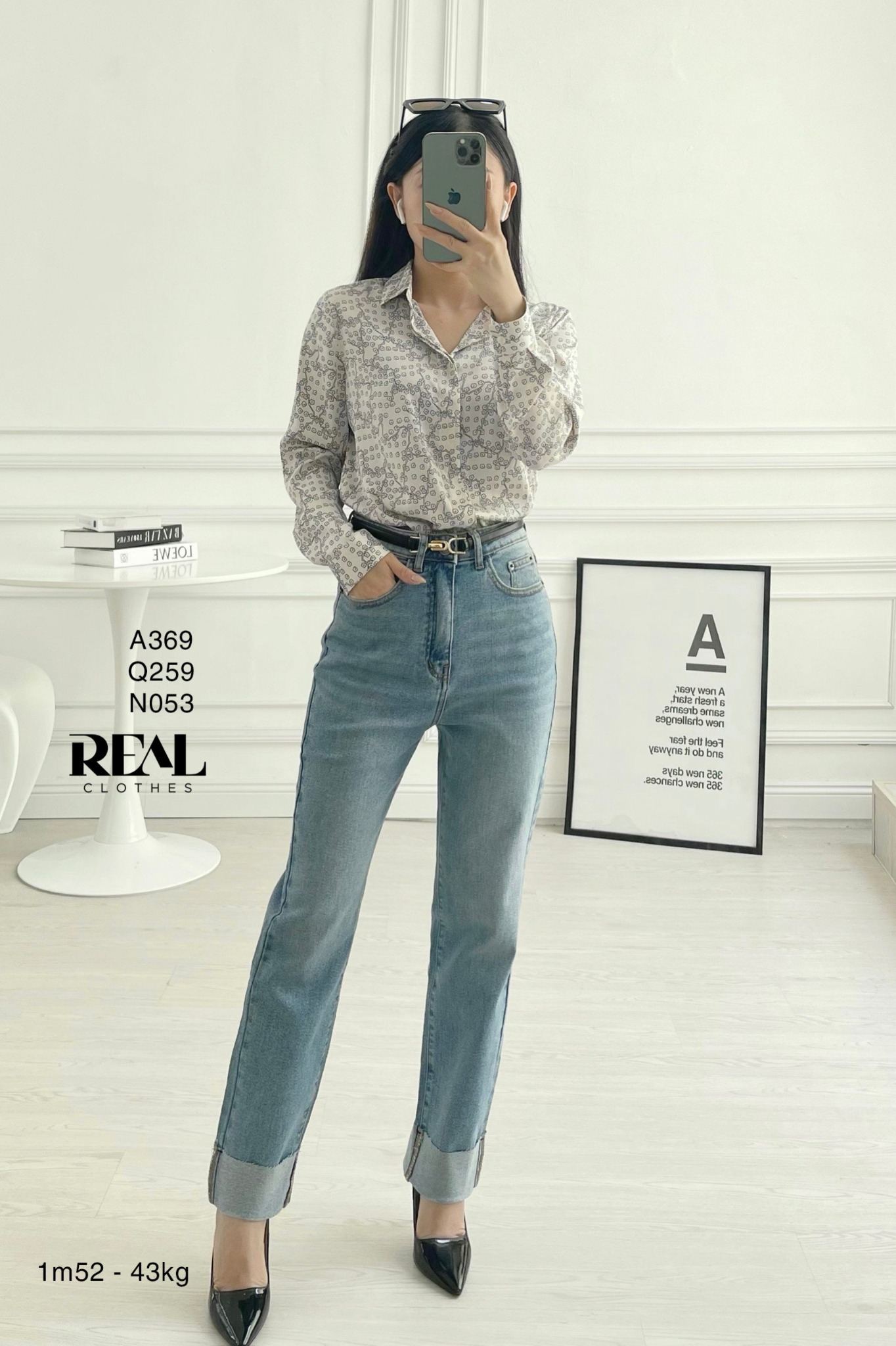 Sơ mi satin hoa kem