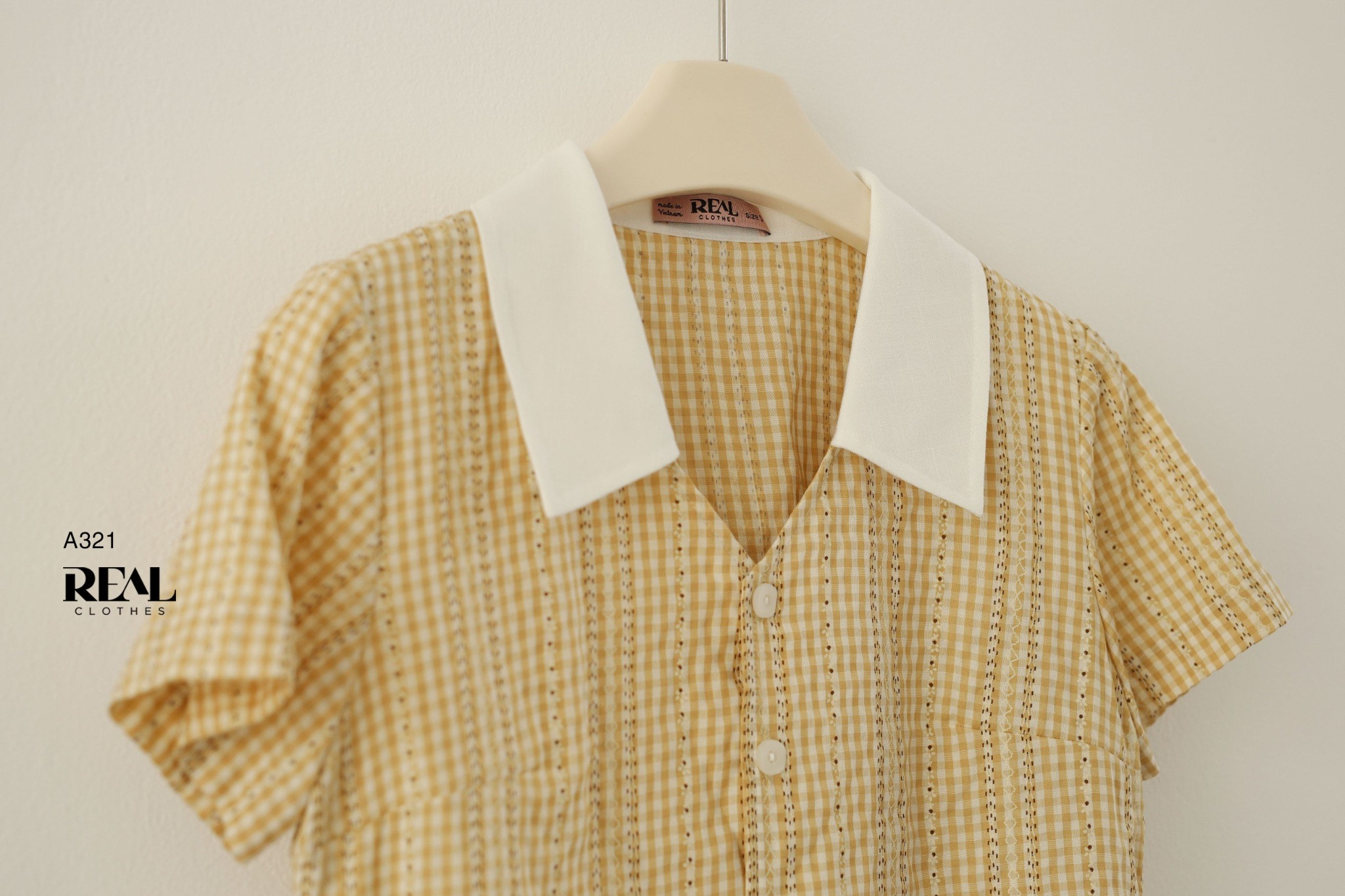 Áo Cherry vàng SALE