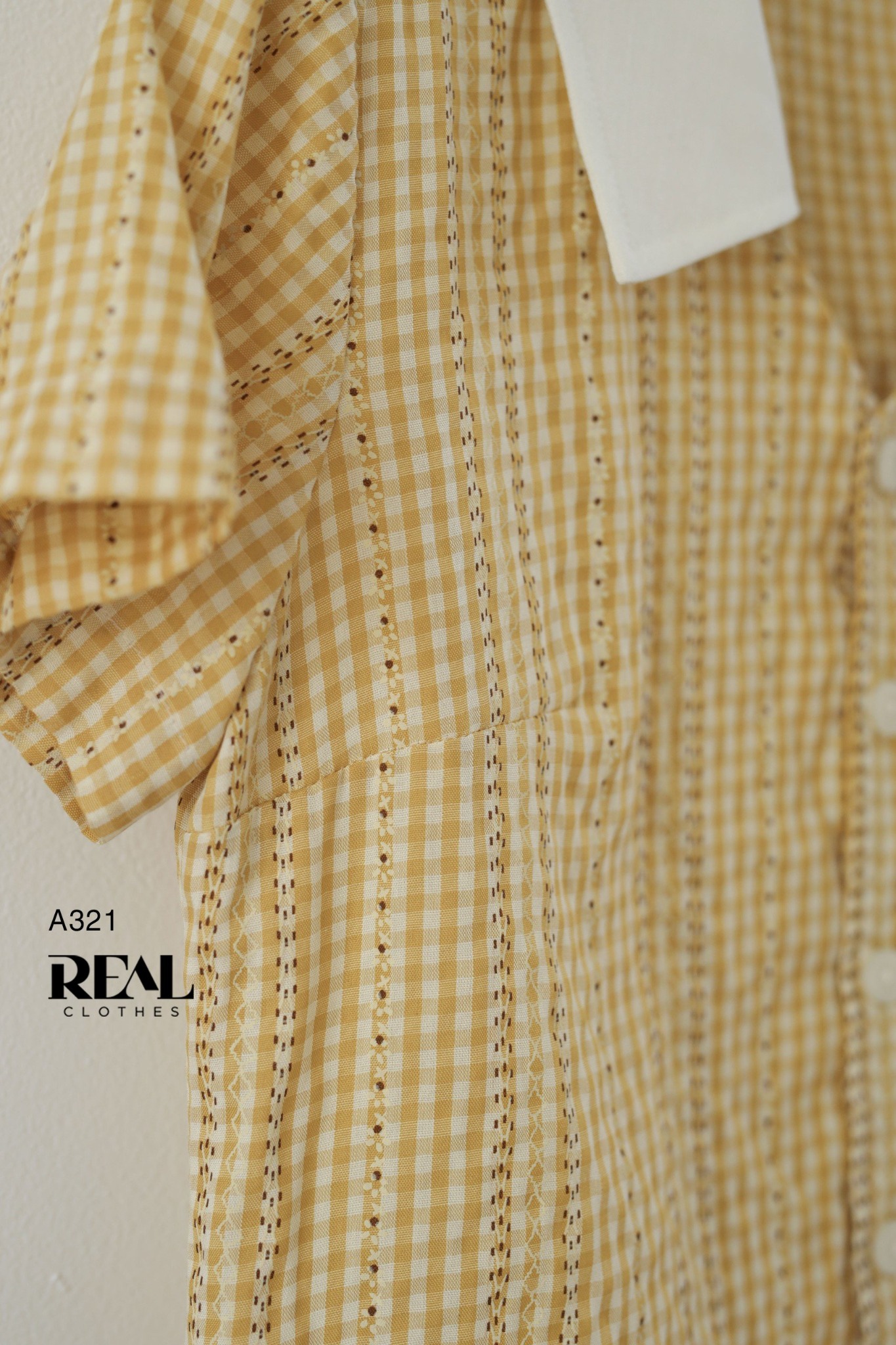 Áo Cherry vàng SALE