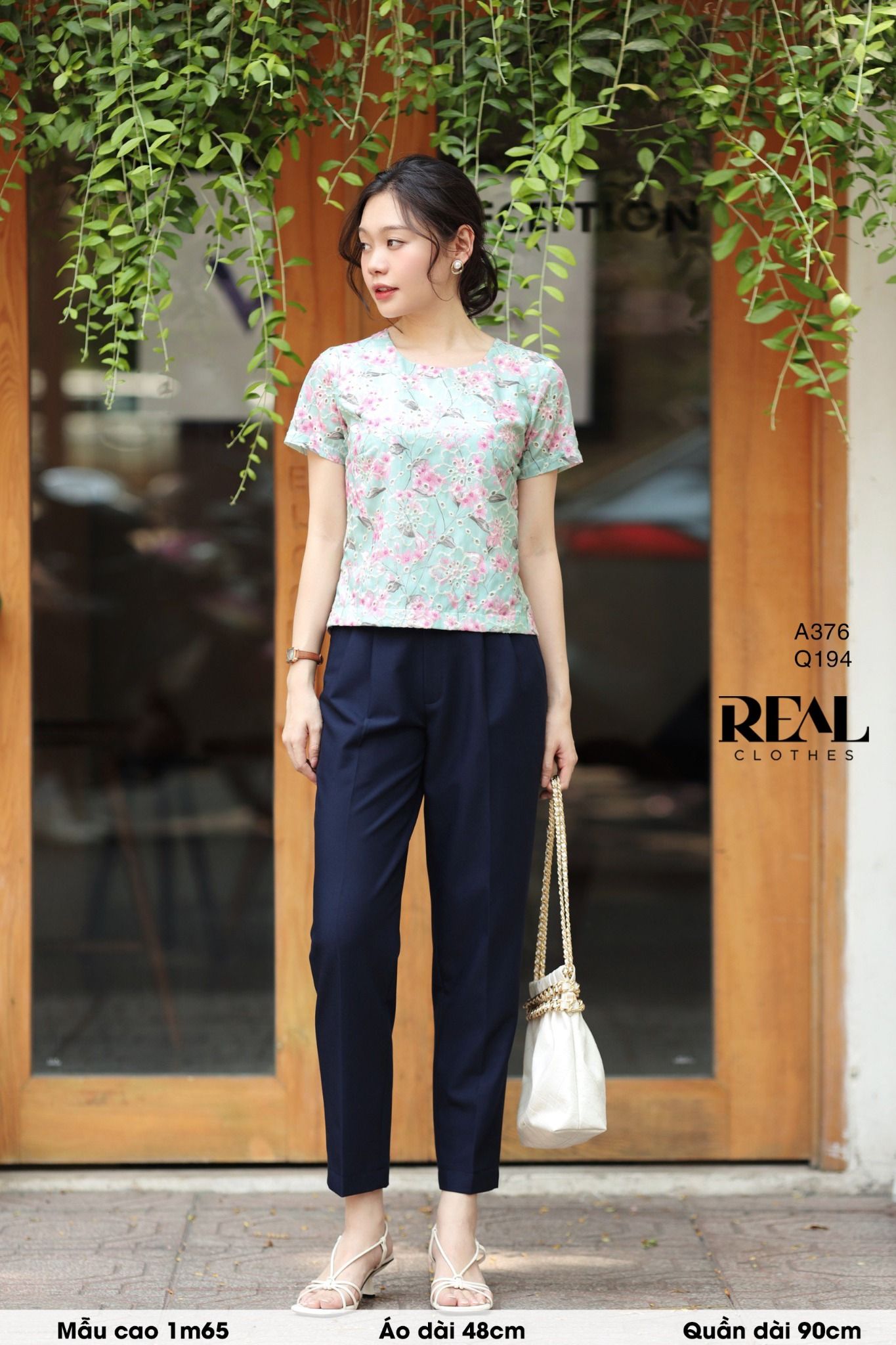  Croptop nút thanh mai xanh SALE 