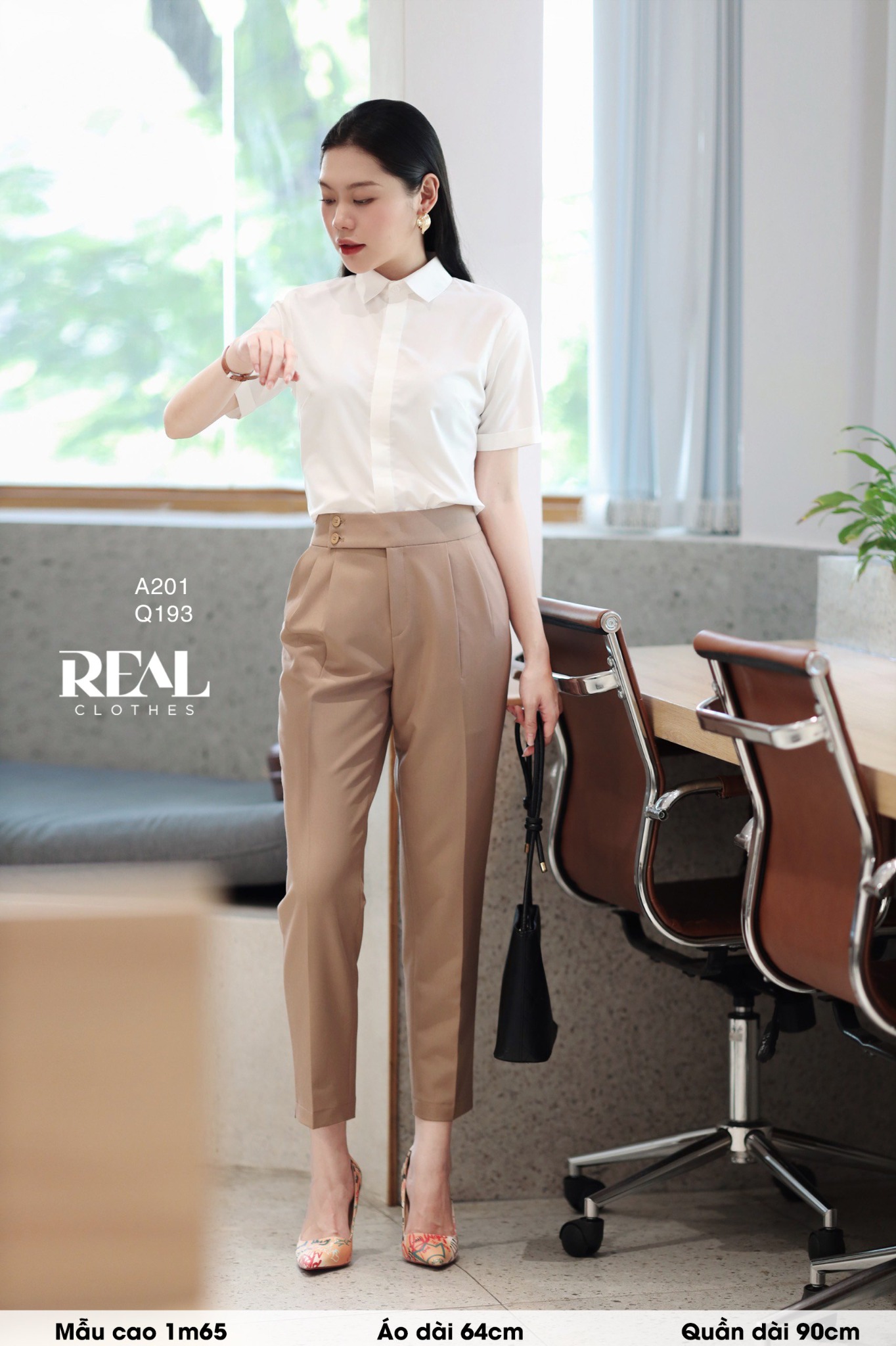 Sơ mi lụa sồi trắng tay đủ