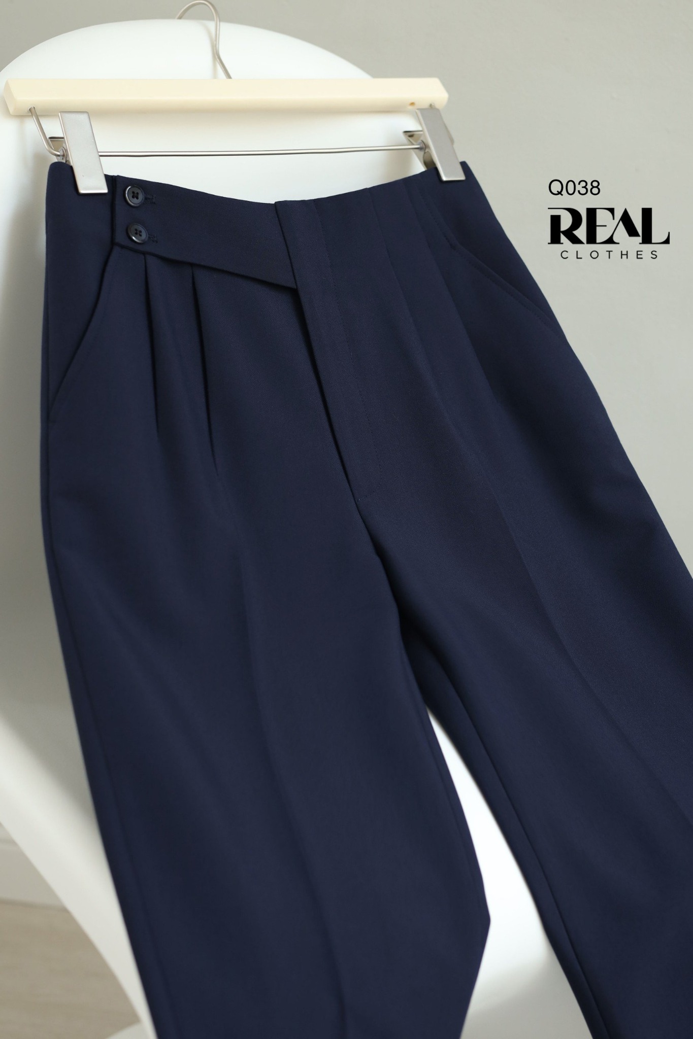 Quần Tokyo nút xanh đen