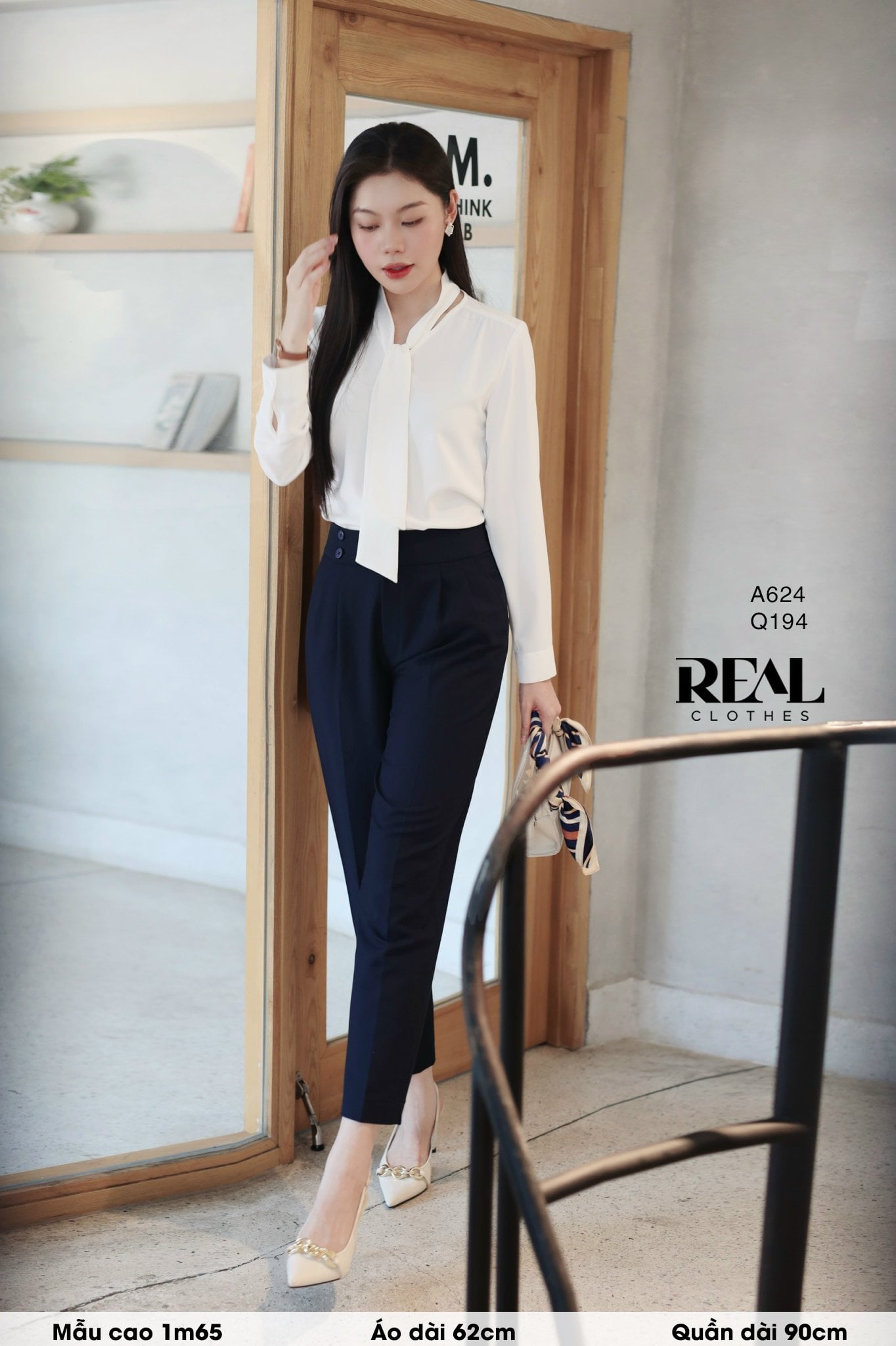 Quần Sakura xanh đen