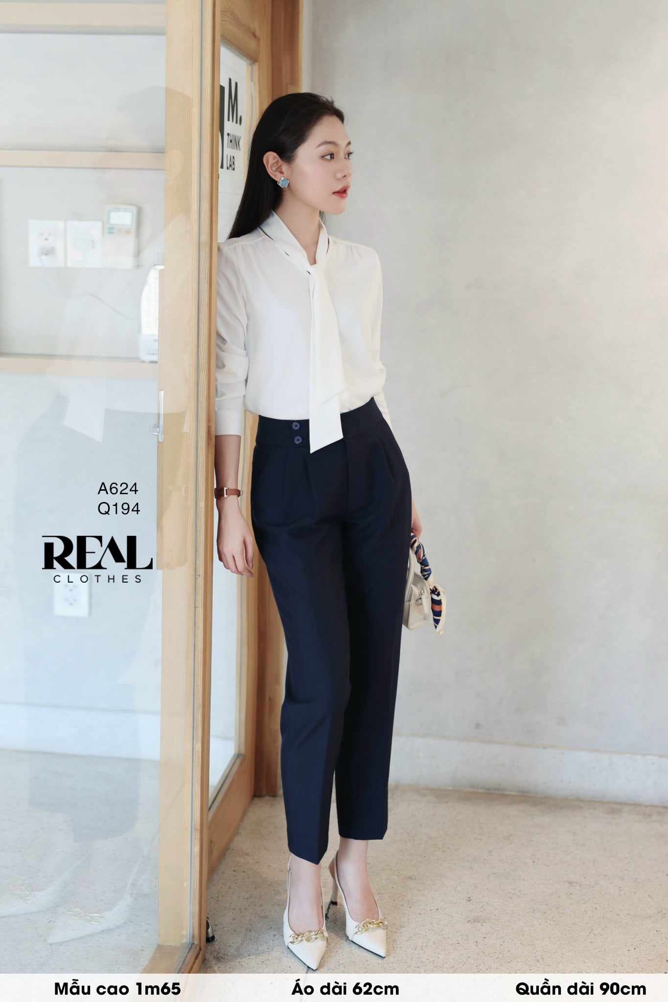 Quần Sakura xanh đen