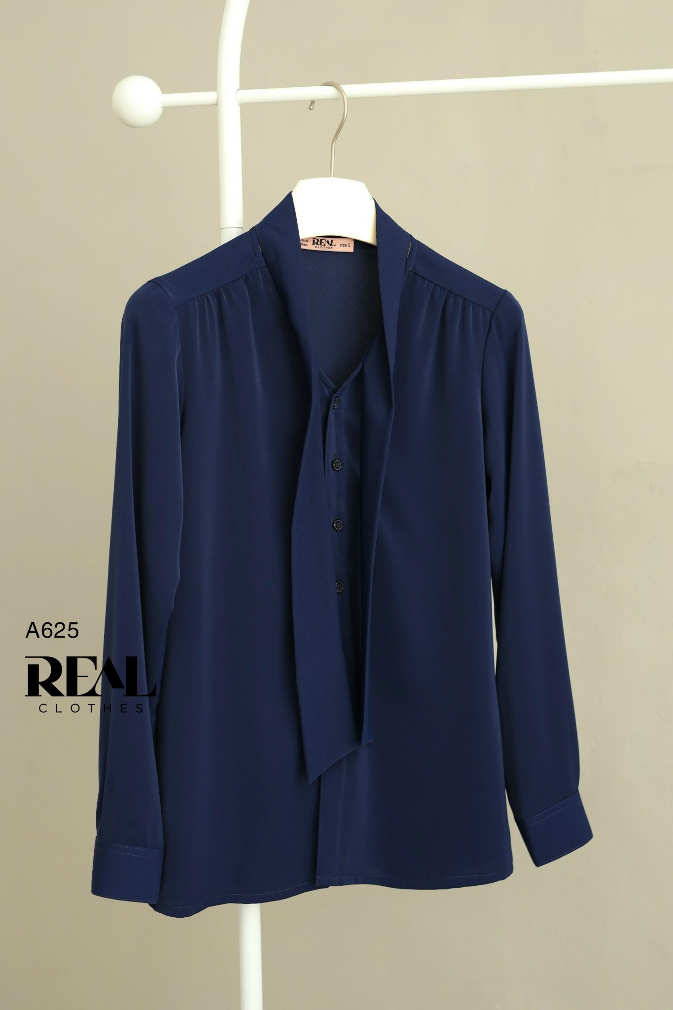 Áo cà vạt xanh đen