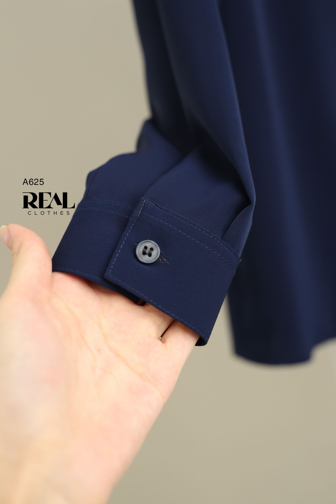 Áo cà vạt xanh đen