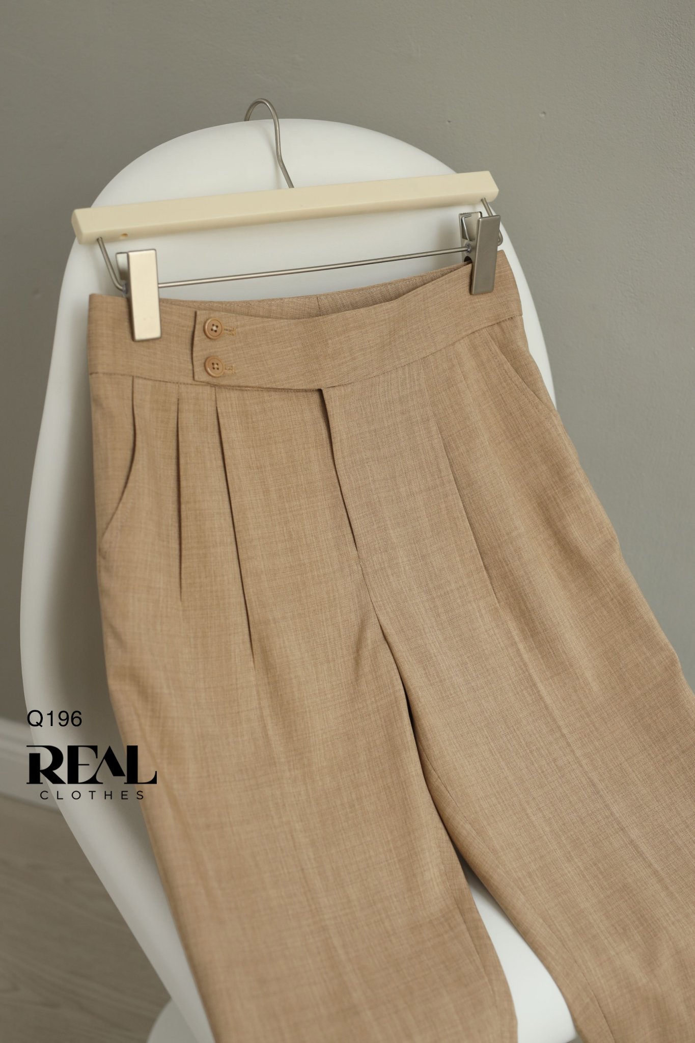 Quần sakura nâu vàng