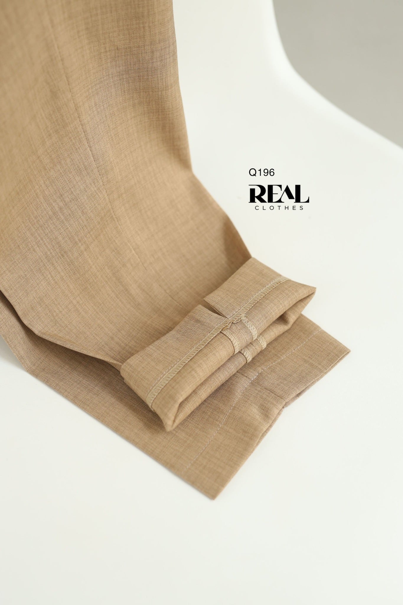 Quần sakura nâu vàng