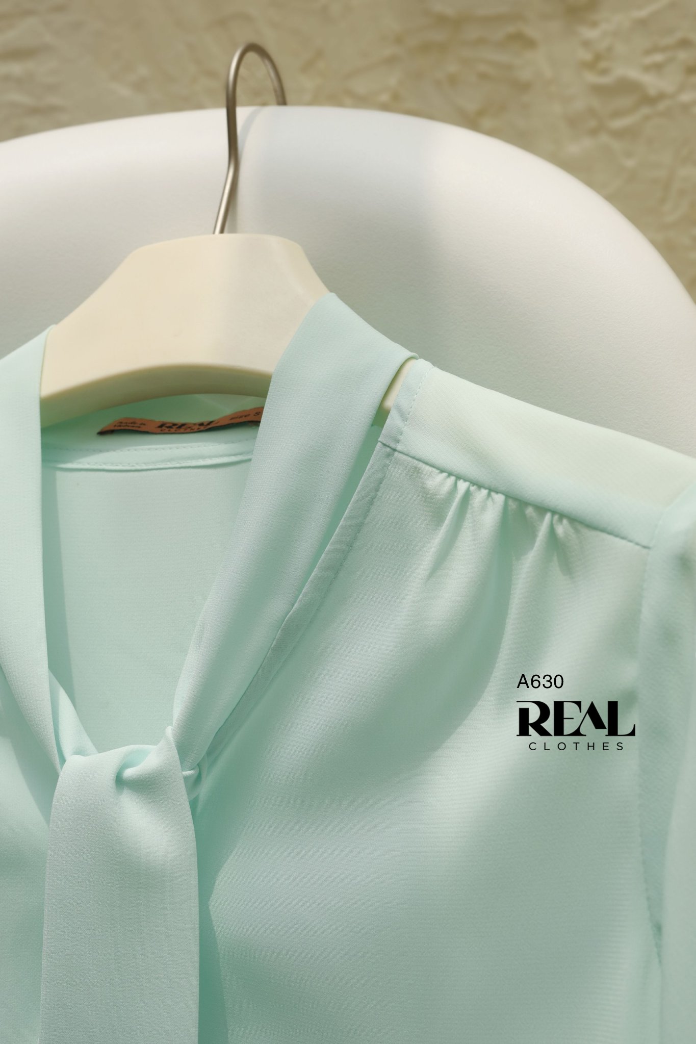 Áo cà vạt mint SALE - size S