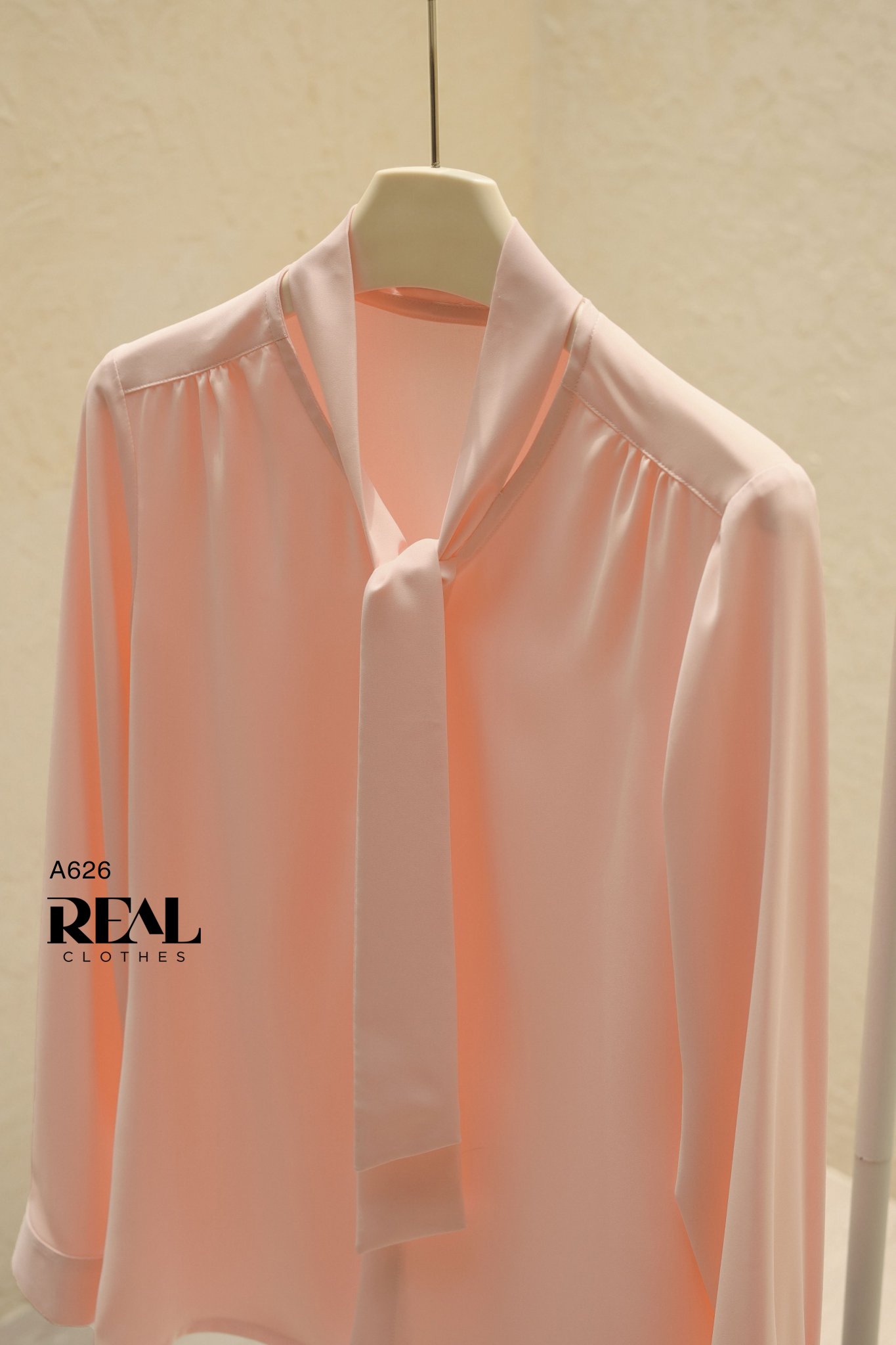 Áo cà vạt cam nhạt