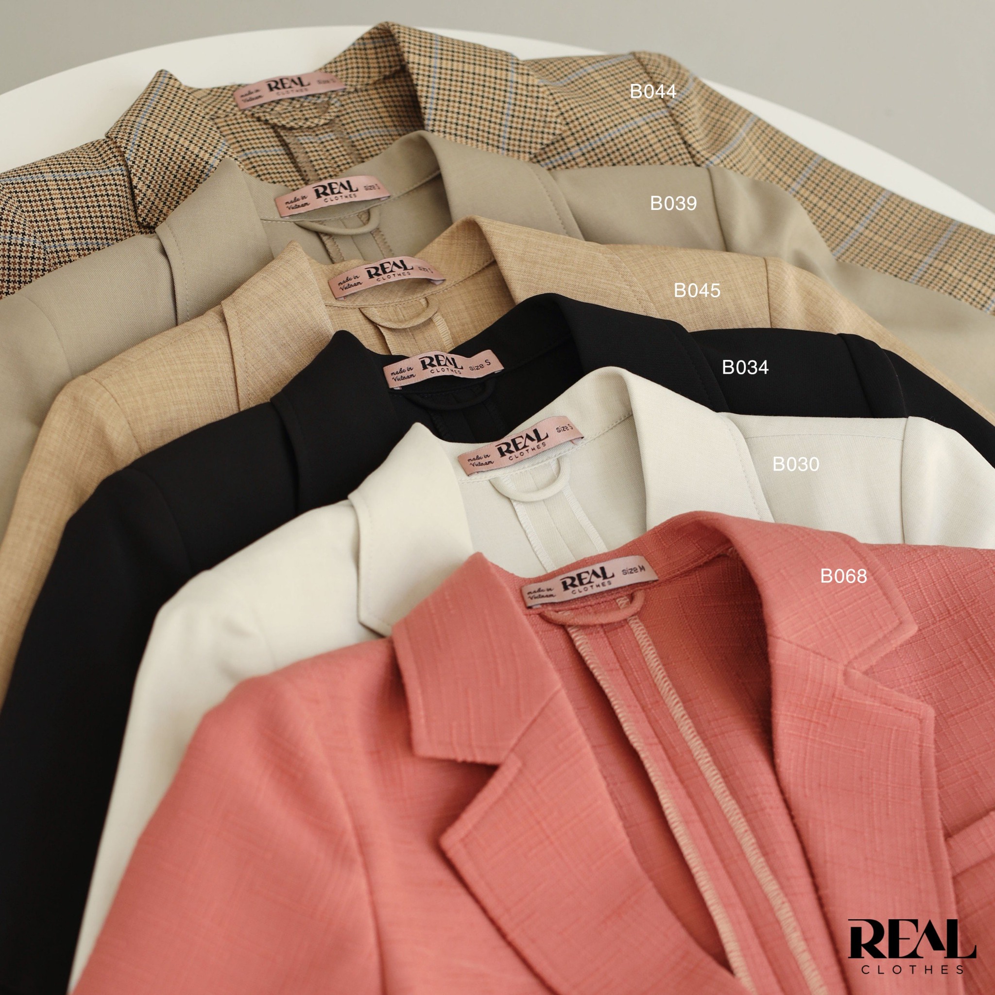 Blazer tay ngắn đen