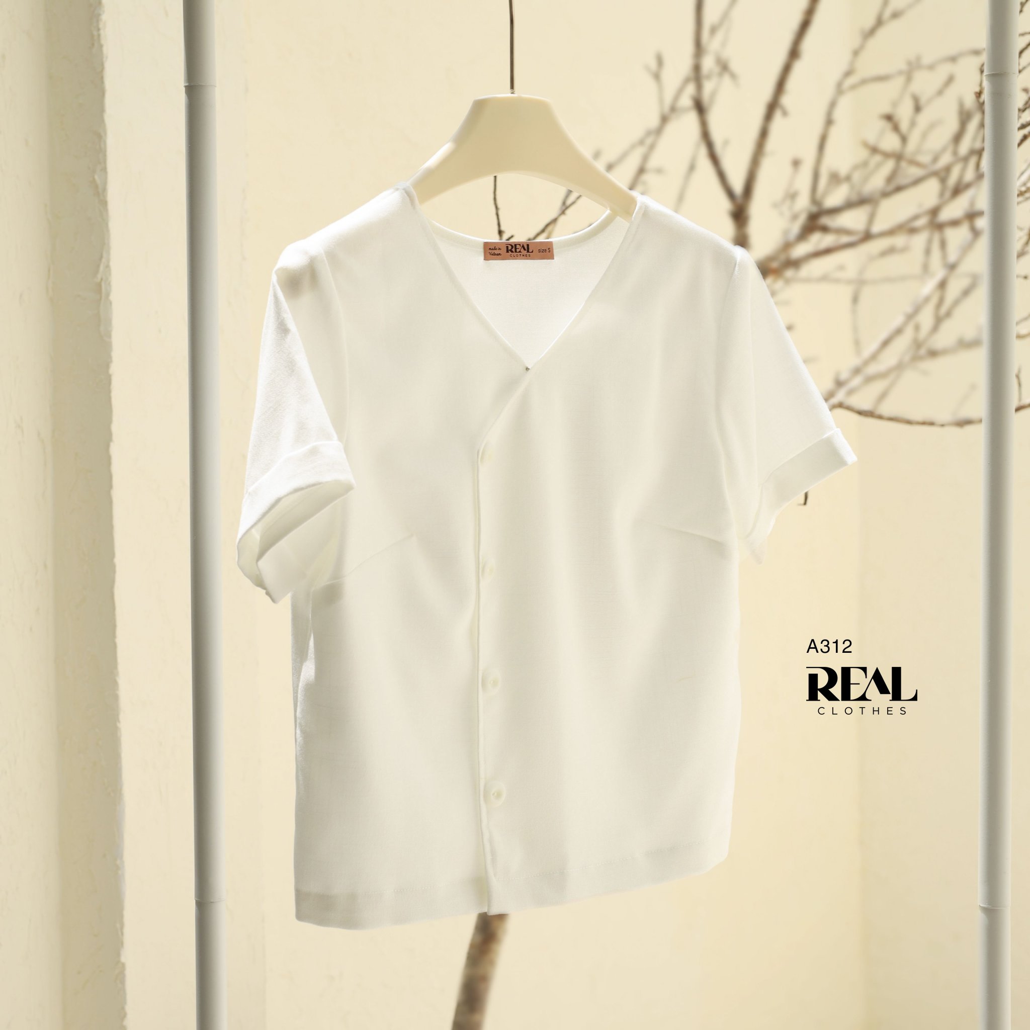 Áo chéo vạt trắng SALE