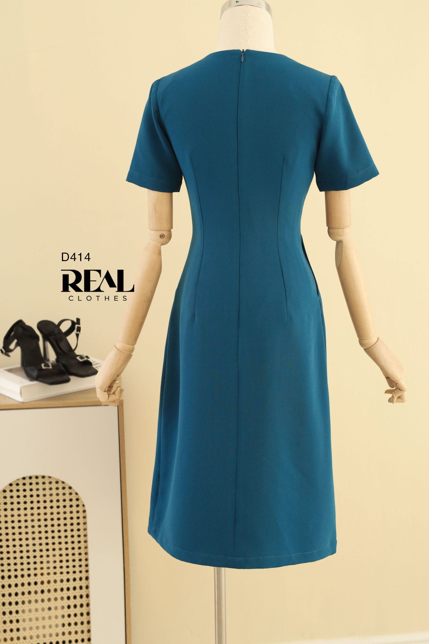 Đầm sarah xanh cổ vịt