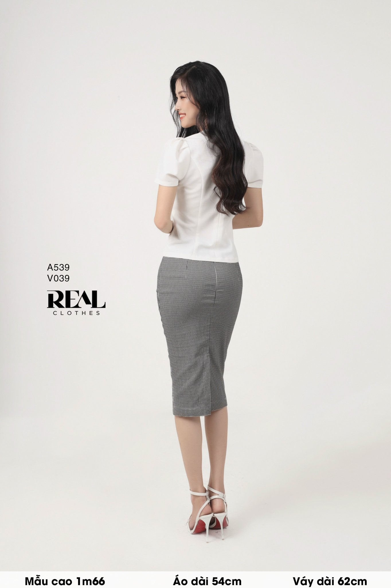 Áo Lotus trắng SALE