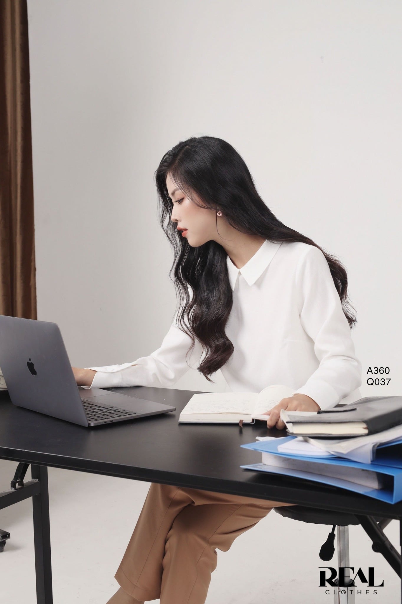 Quần Tokyo nút da bò