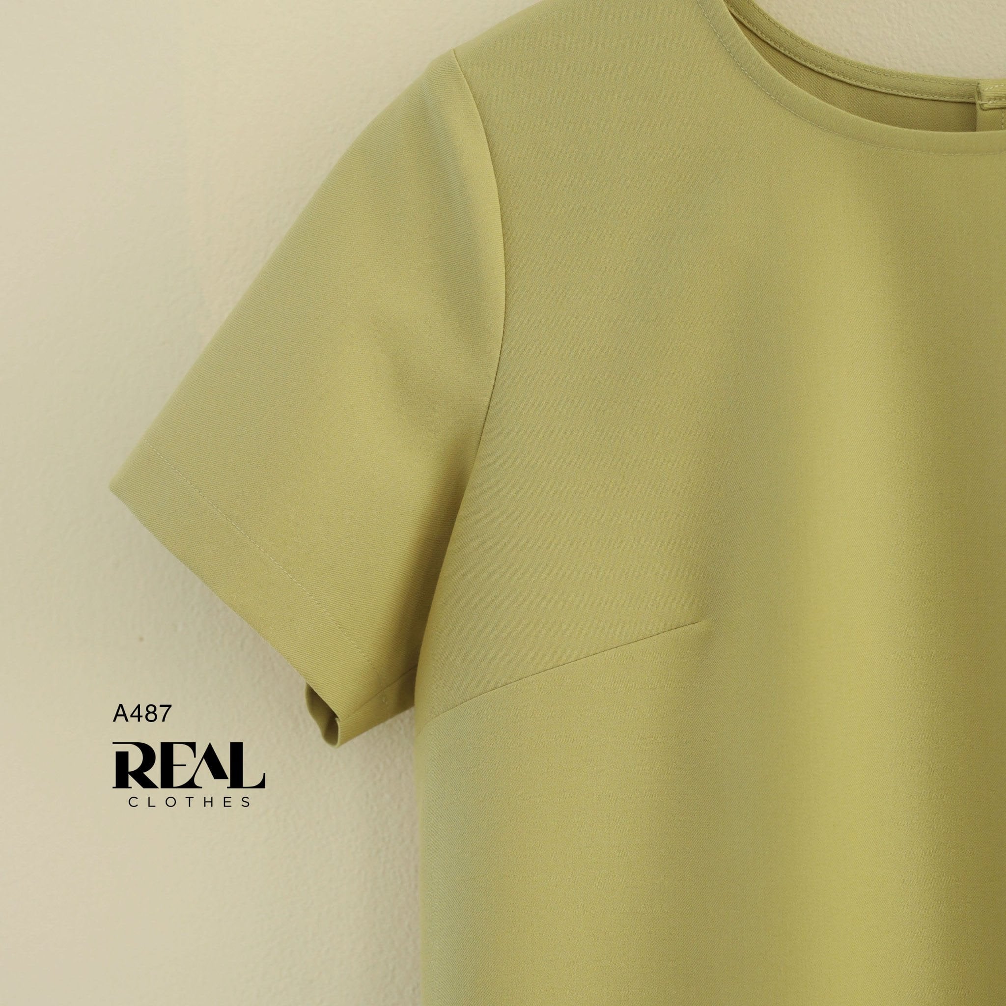 Croptop nút xanh bơ SALE