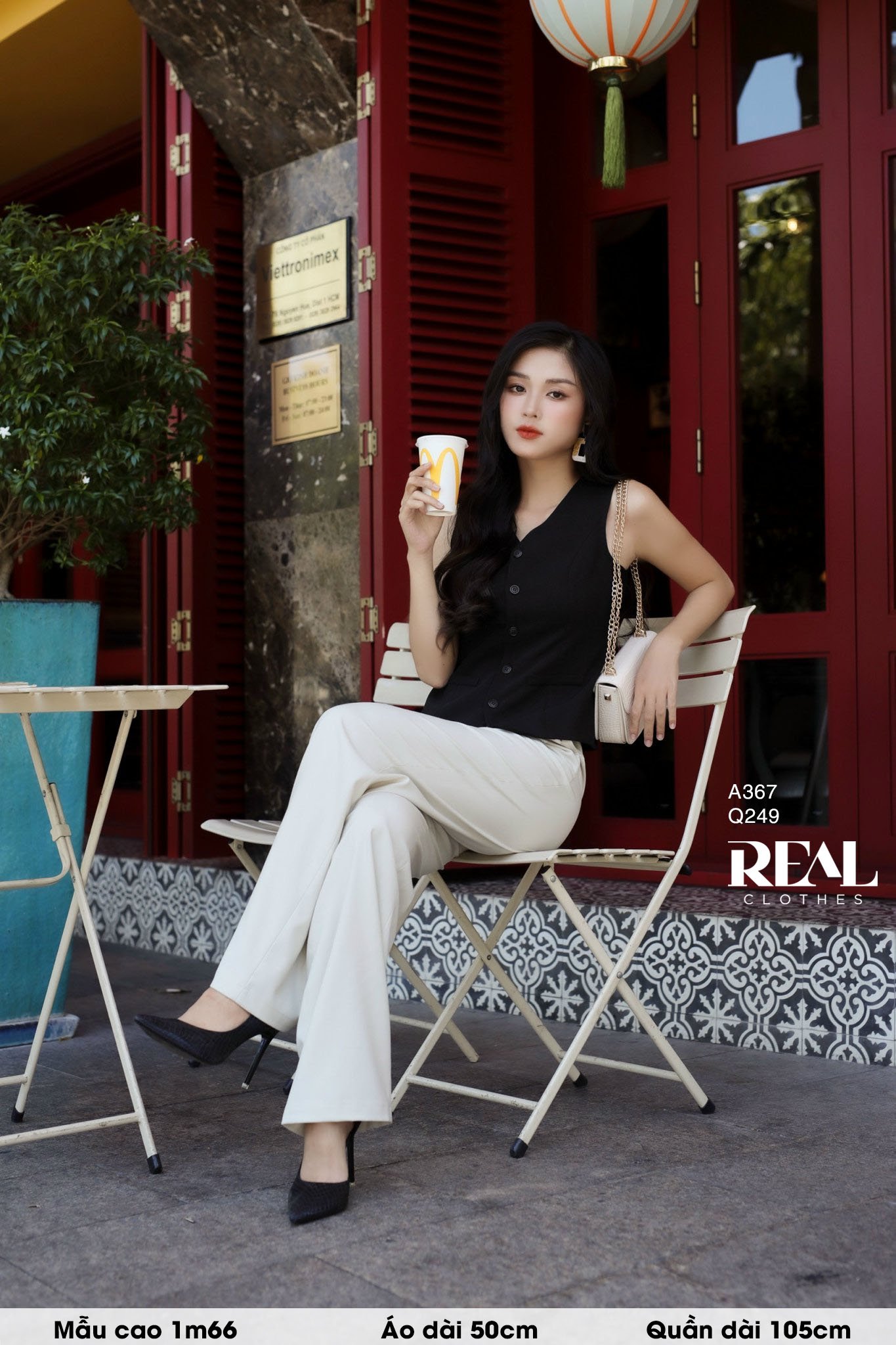 Áo kiểu ghile đen