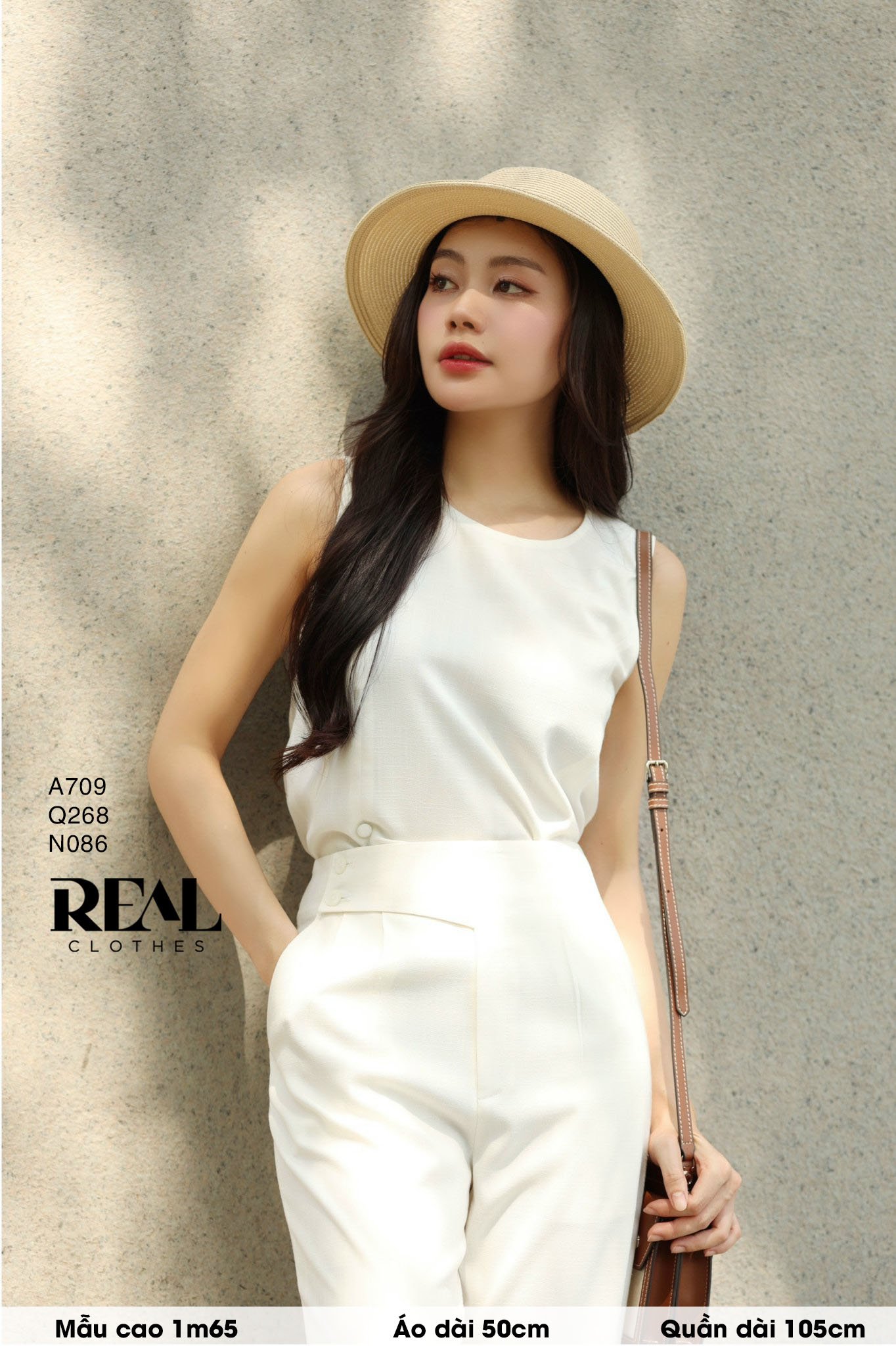 Áo xẻ tà linen trắng không tay SALE