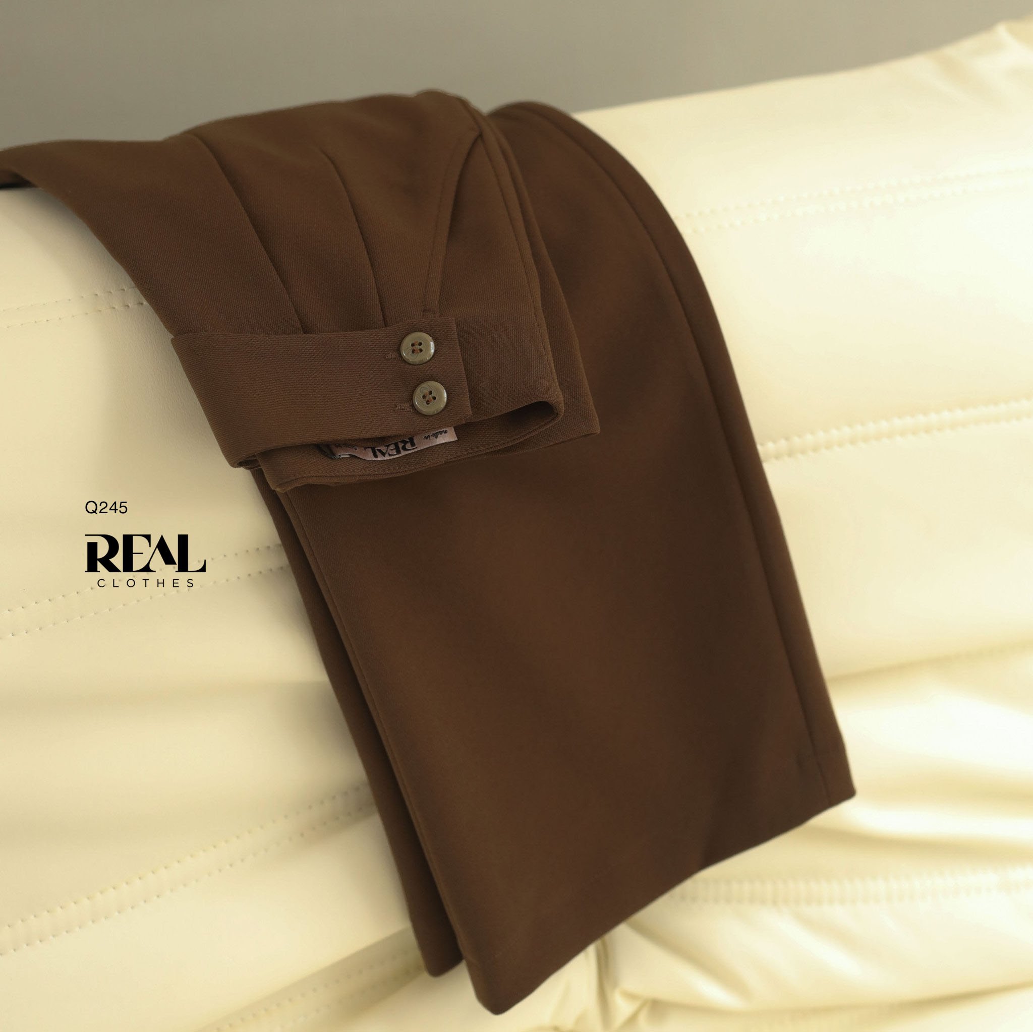 Quần suông Tokyo nút nâu đậm