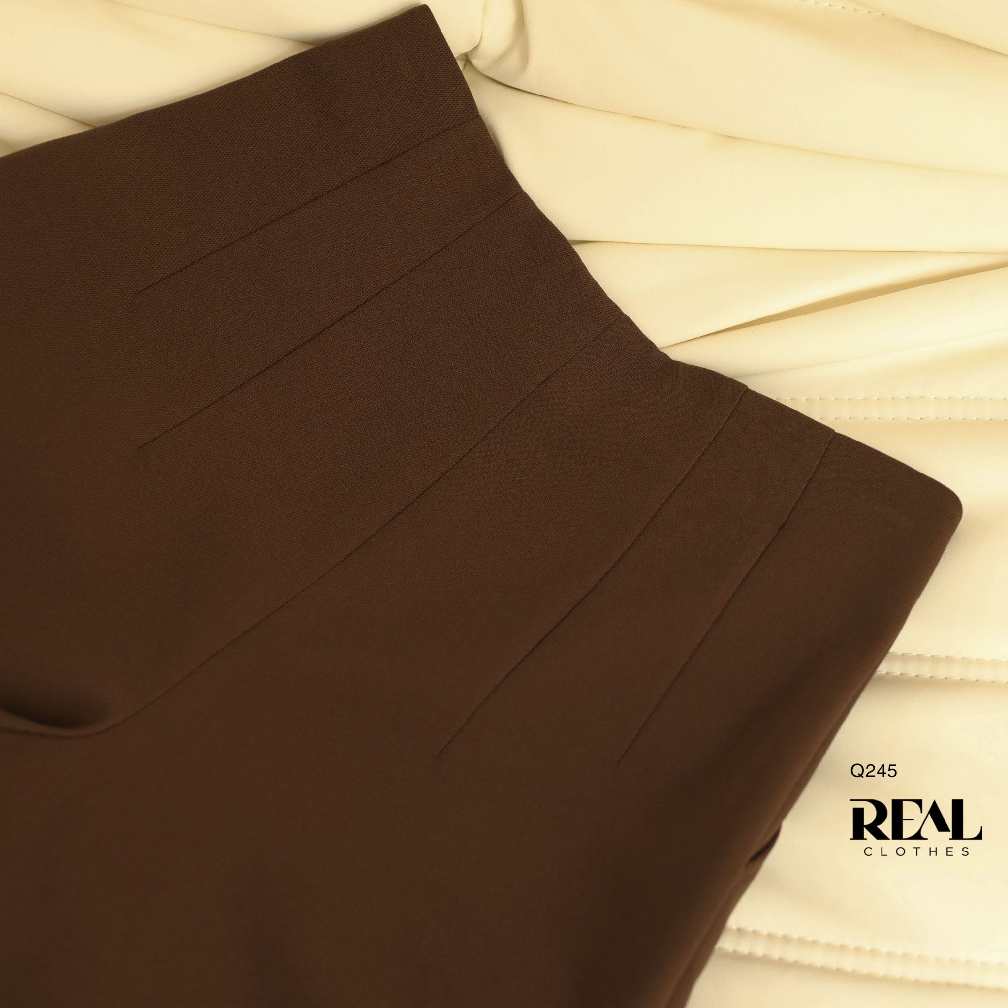 Quần suông Tokyo nút nâu đậm