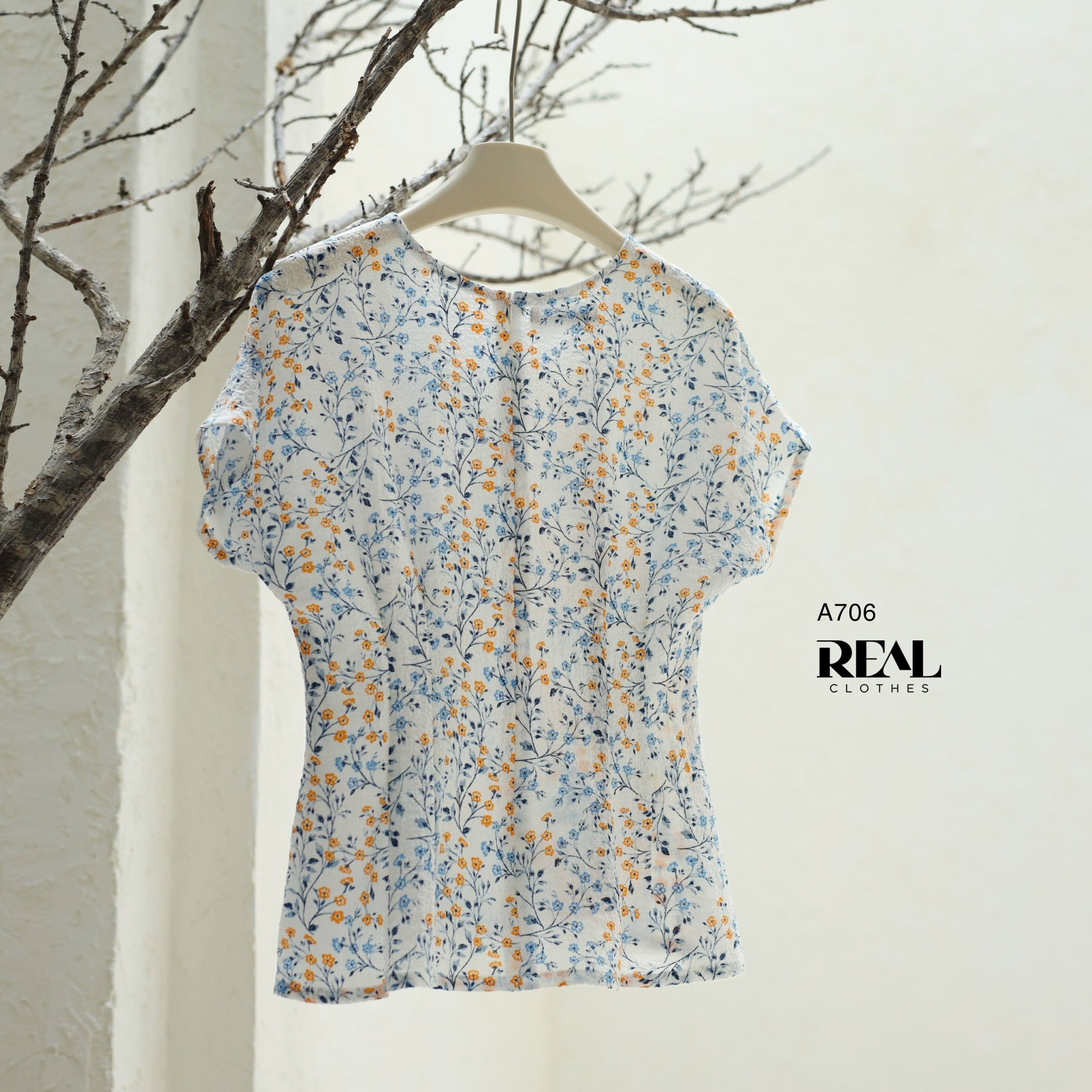 Áo cánh dơi hoa xanh FINAL SALE