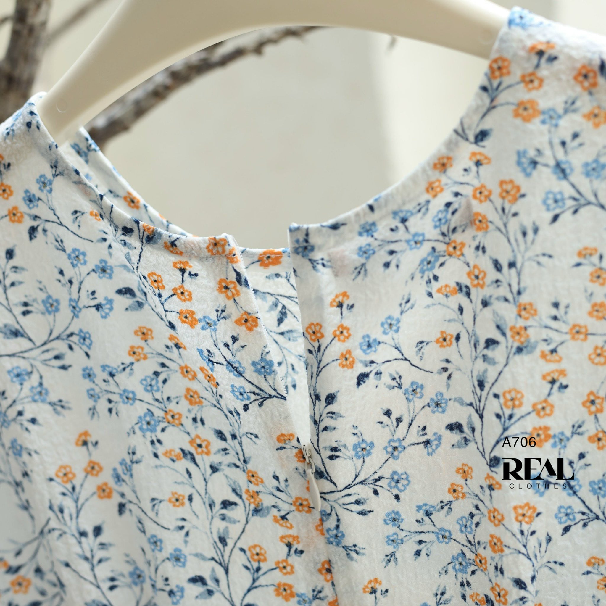 Áo cánh dơi hoa xanh FINAL SALE