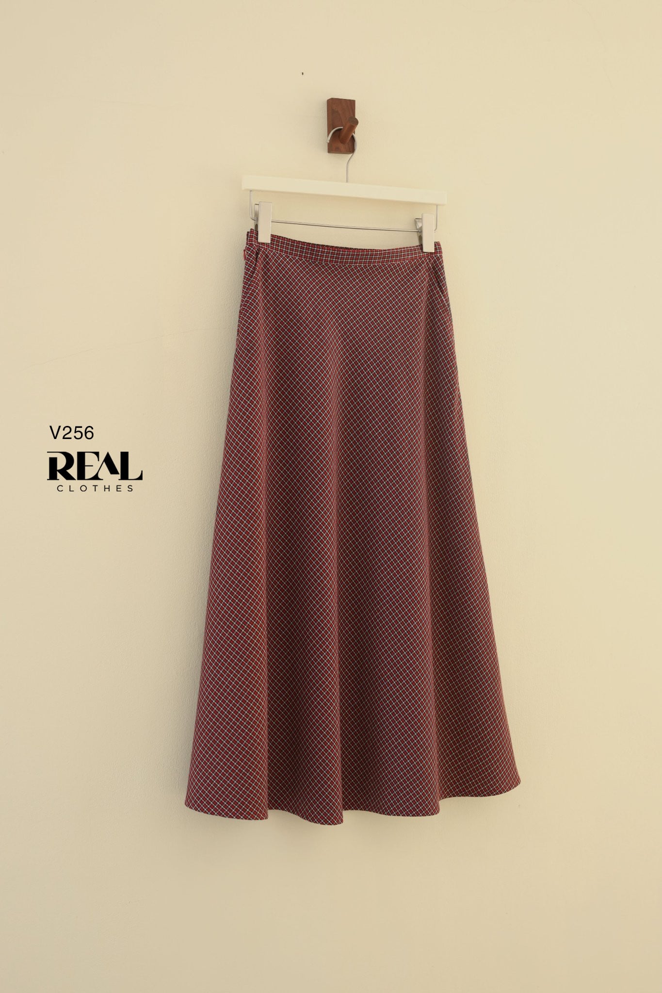 Váy Fuji ô vuông đỏ SALE